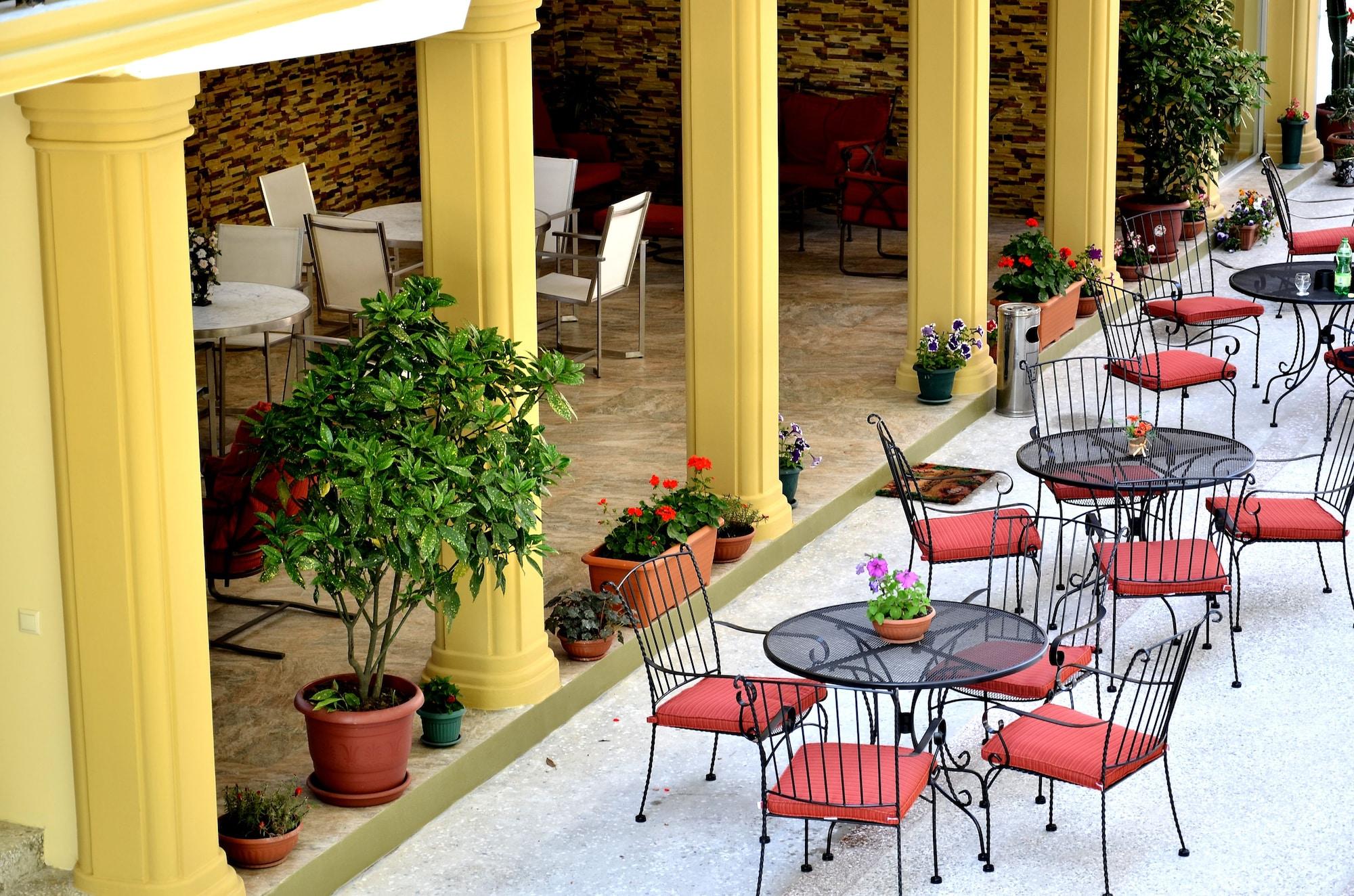 Restaurant Hotel Chveni Ezo