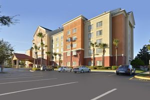 Alojamiento - Comfort Inn & Suites Near Universal Orlando Resort - Convention Ctr