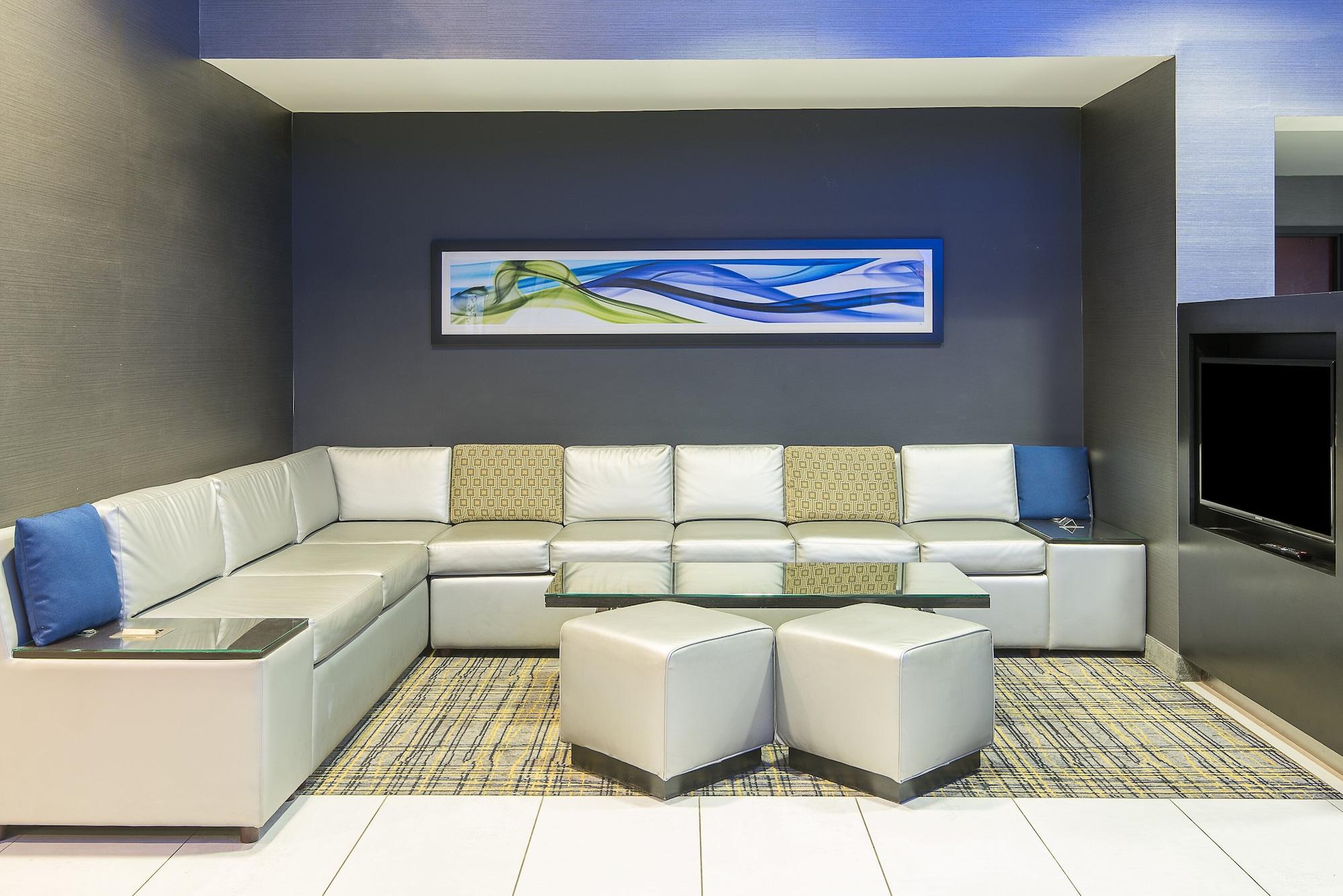 Vista Exterior Holiday Inn Express & Suites Cooperstown by IHG