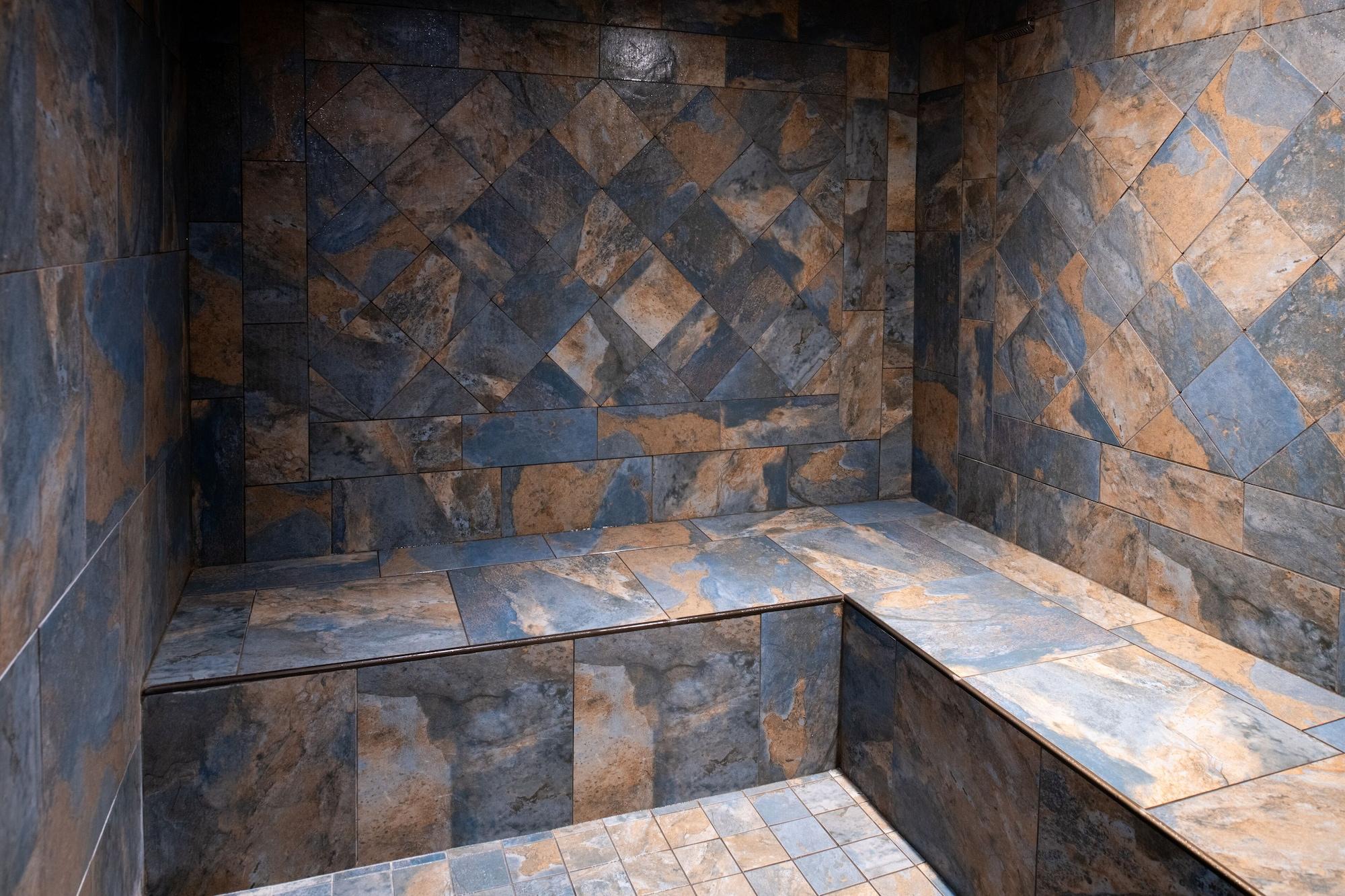Spa Yosemite Southgate Hotel & Suites