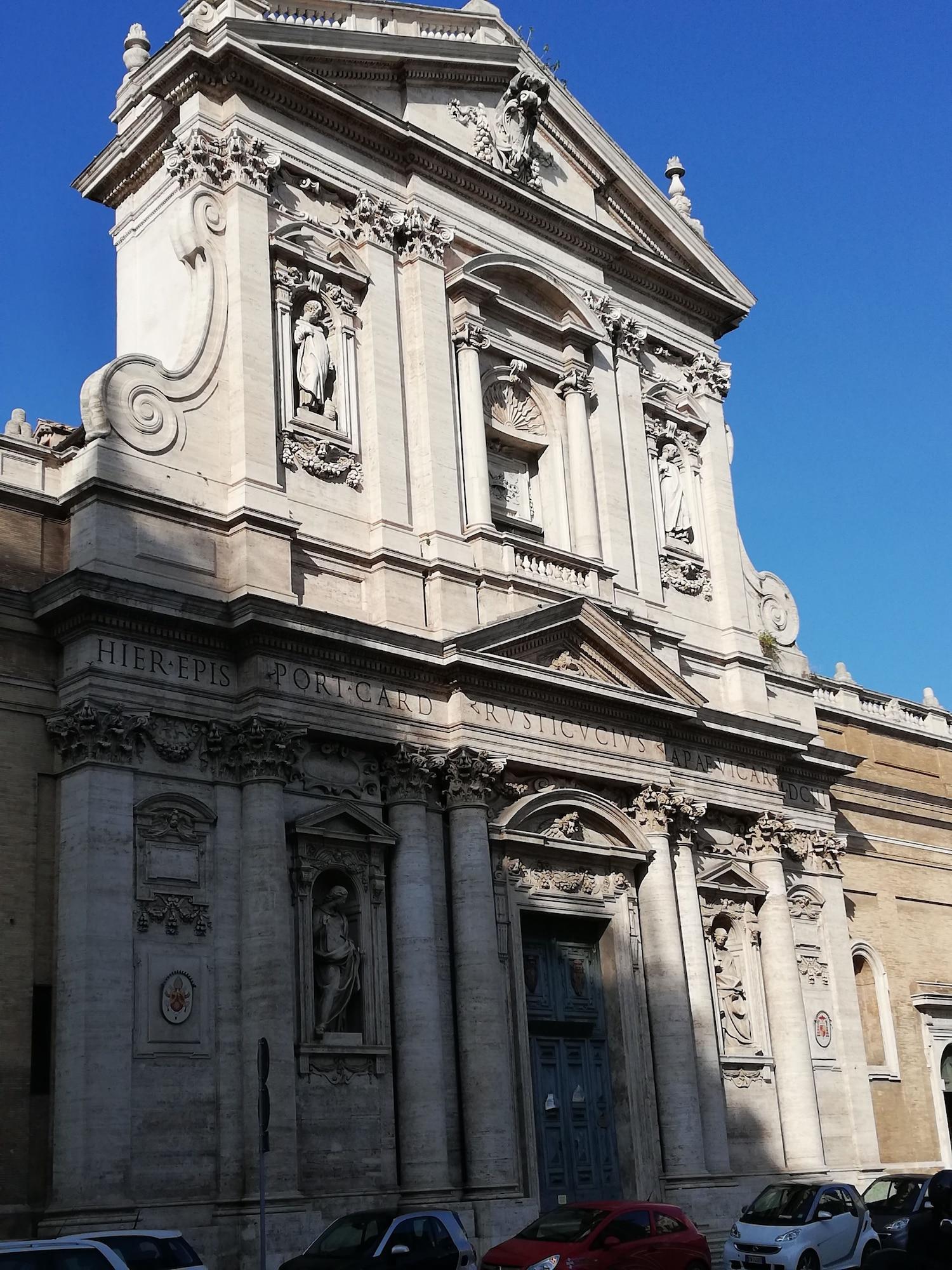 Vista Exterior Garden's Elide