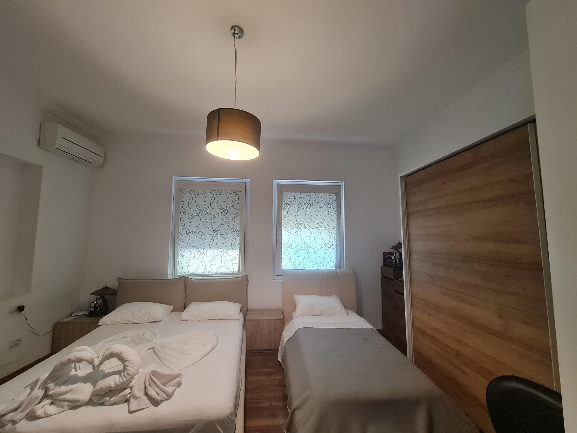 Variados (as) Hotel La Cita