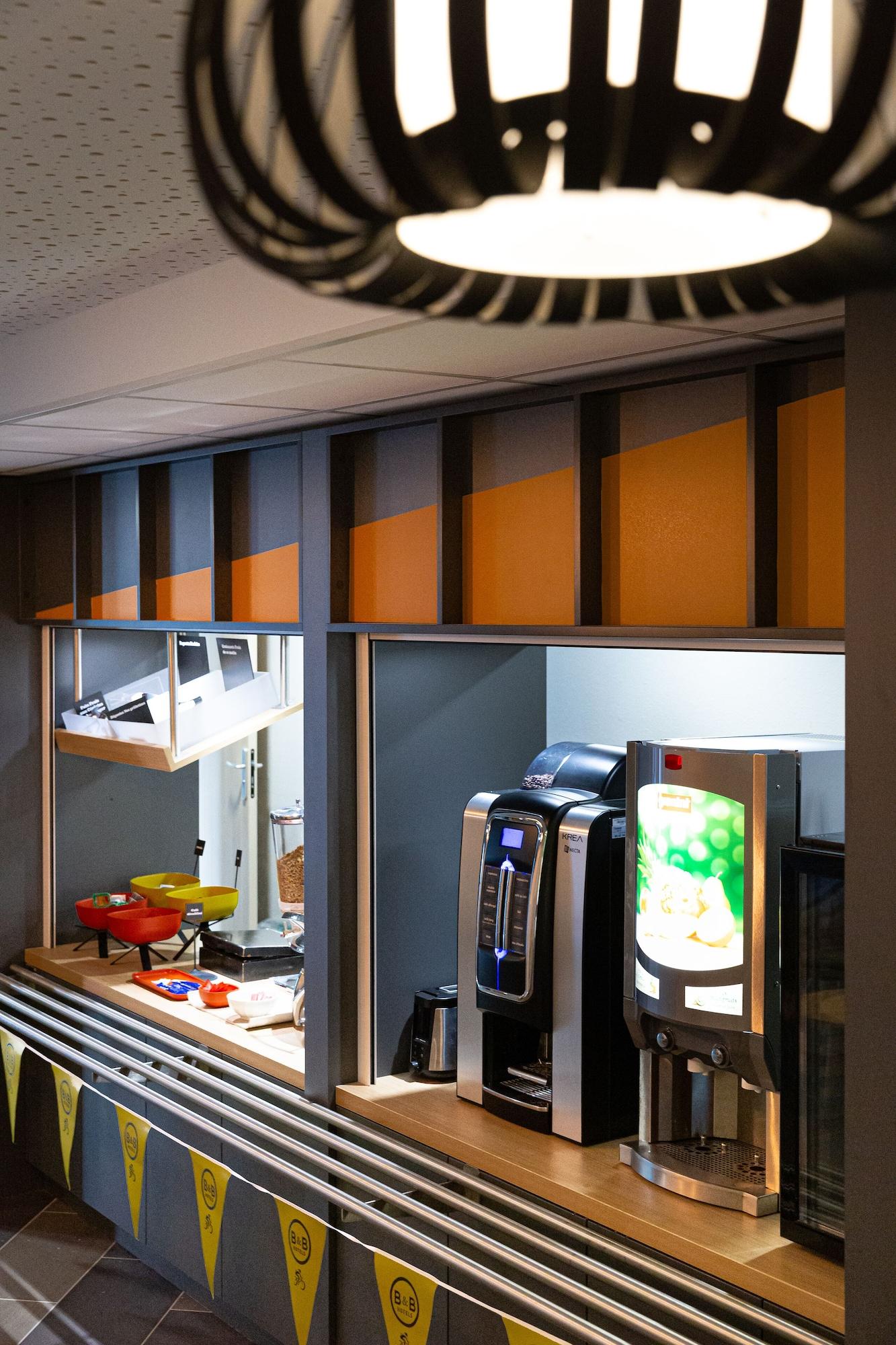 Restaurant B&B HOTEL ANGERS Parc Expos