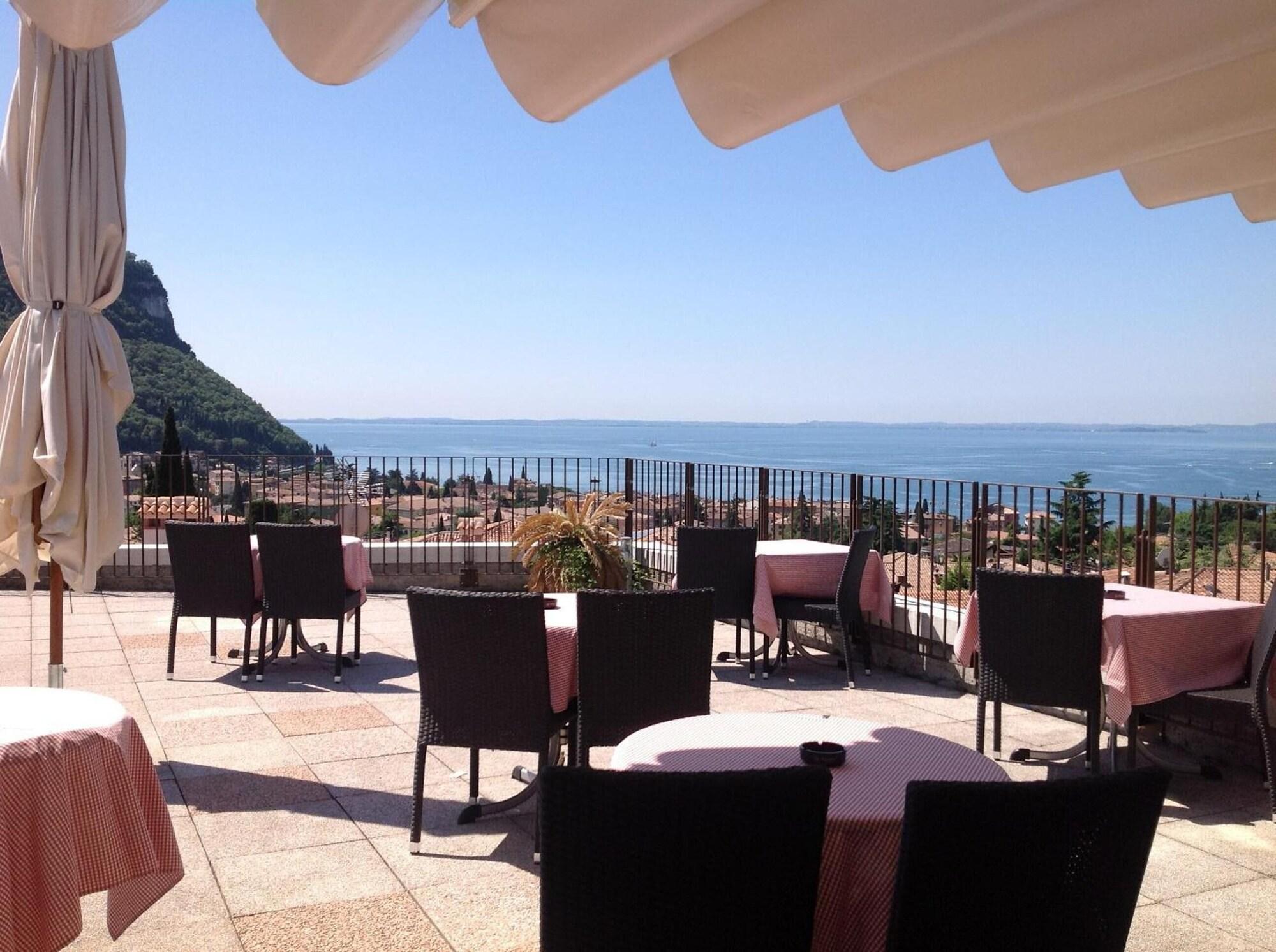 Restaurant Hotel Villa Cà Nova