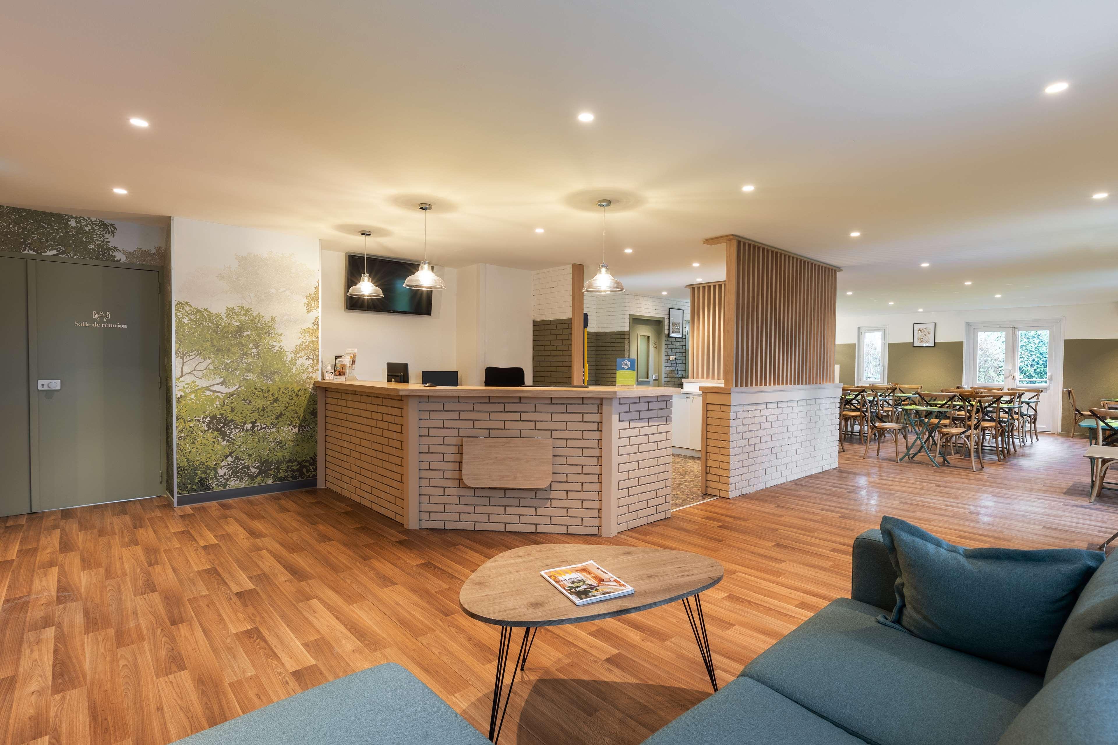 Vista Lobby Sure Hotel by Best Western Plaisir
