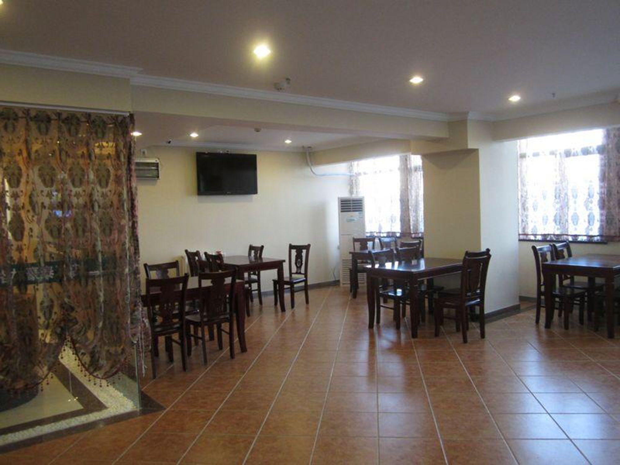 Restaurant GreenTree Inn Qinhuangdao Sun City Express Hotel