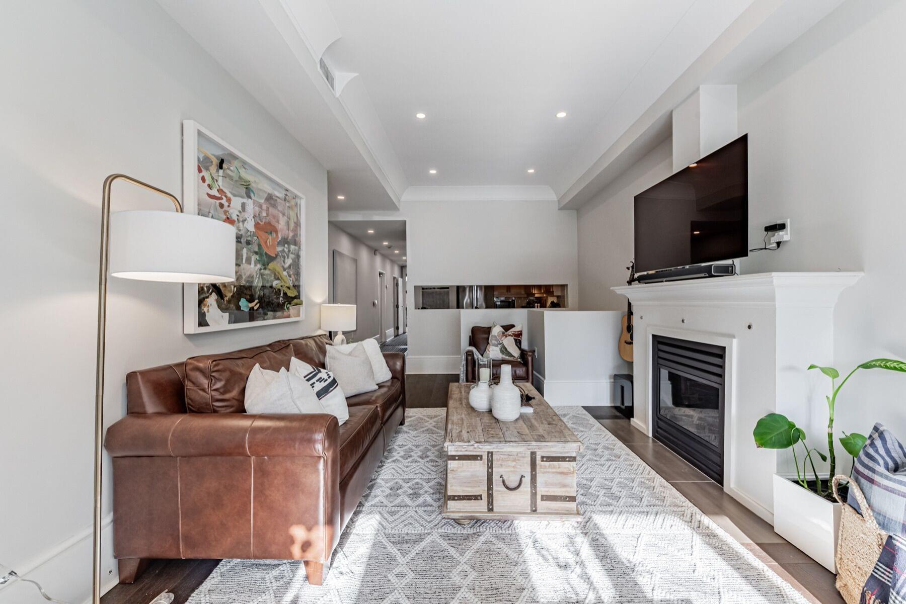 Varios Rivetstays - Designer Walk Suites