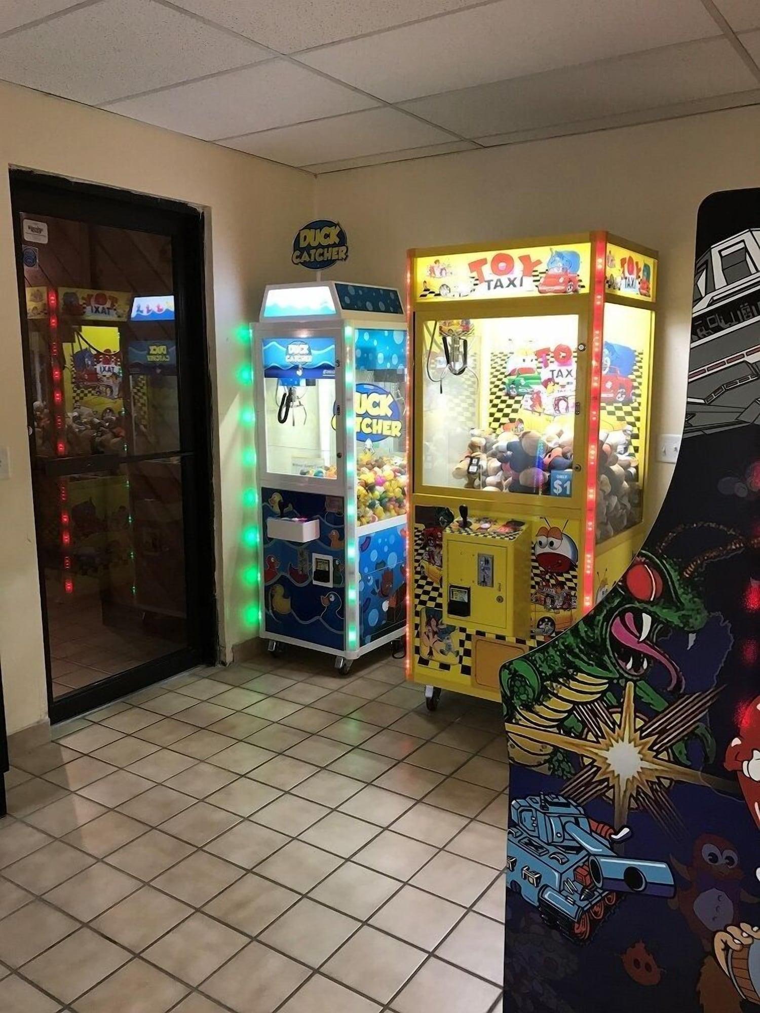 Instalaciones Recreativas Woodside Dells Hotel & Suites