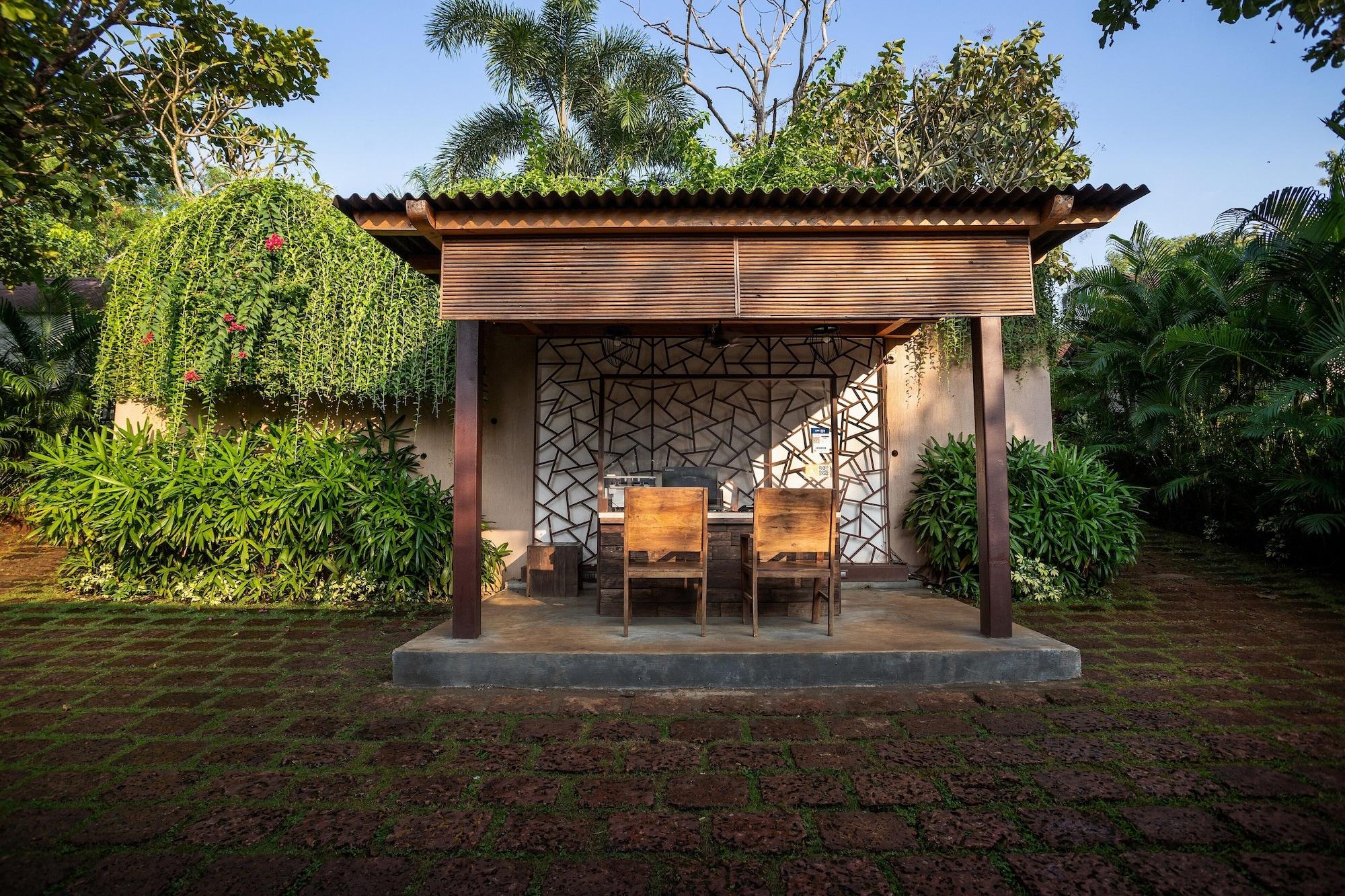 Vista Lobby Stone Wood Resort