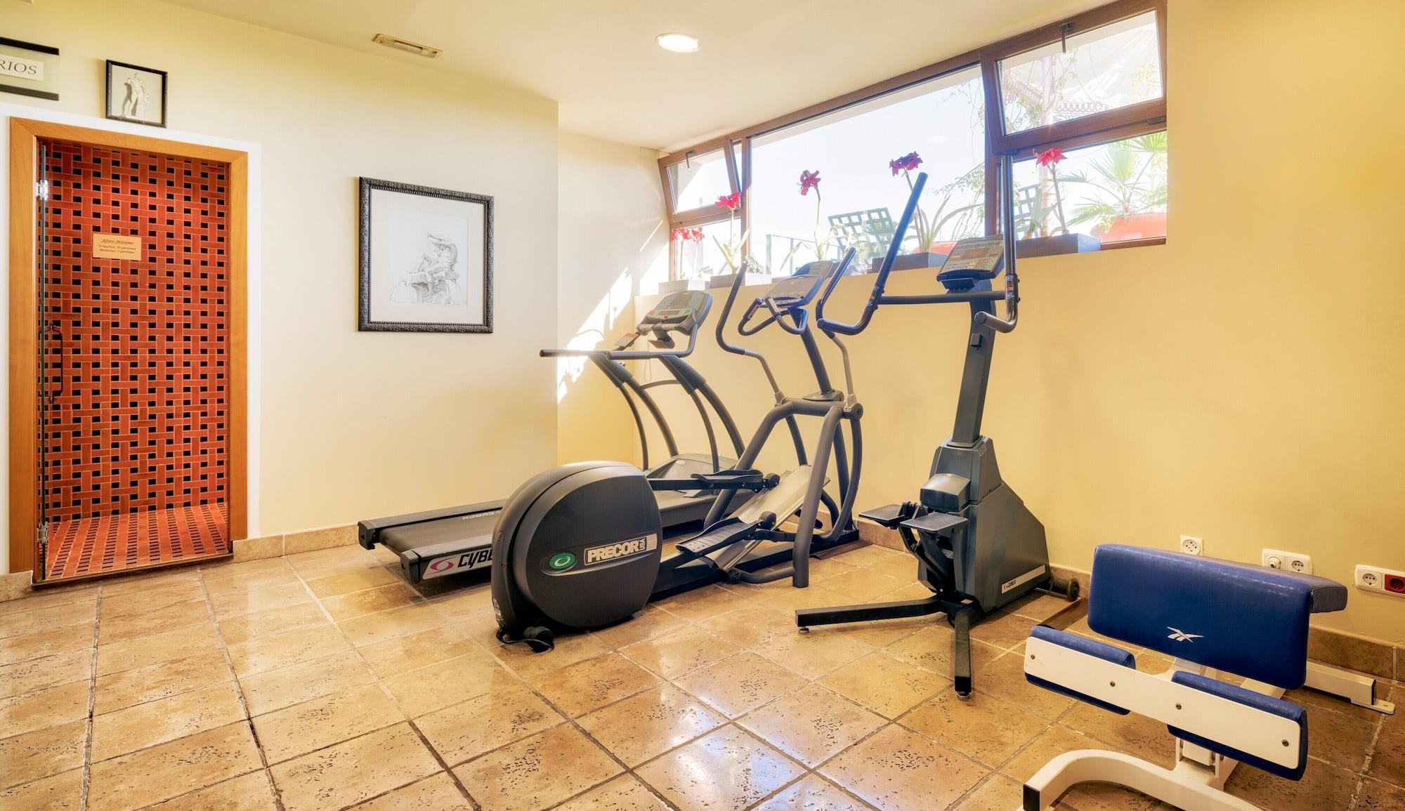 Gimnasio Hotel ILUNION Mérida Palace