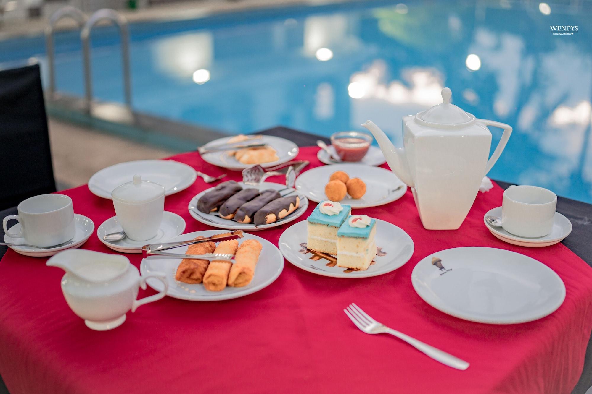 Restaurant G.M.T. Sorabora Village Hotel