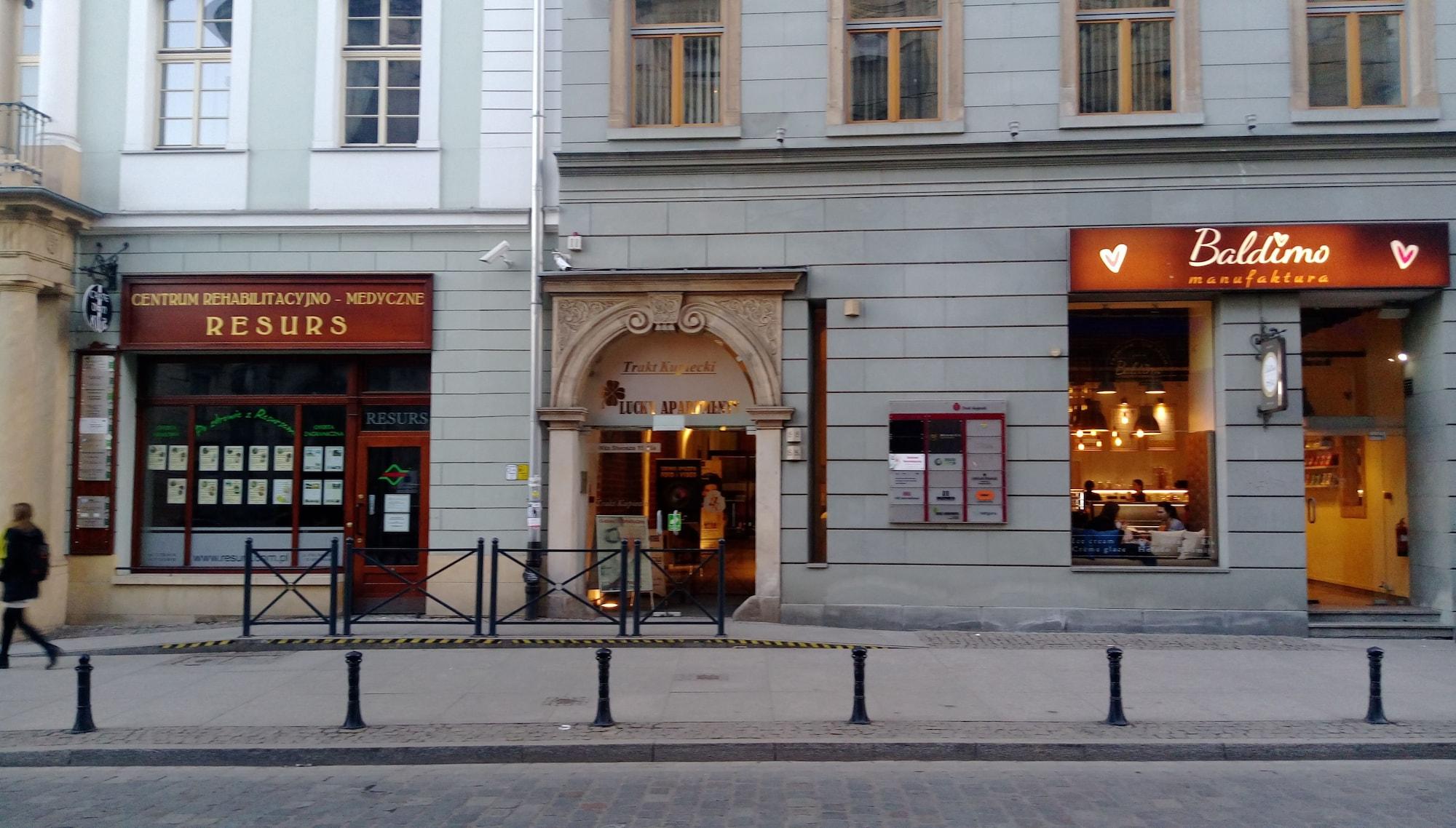 Vista Exterior Lucky Apartments - Old Town