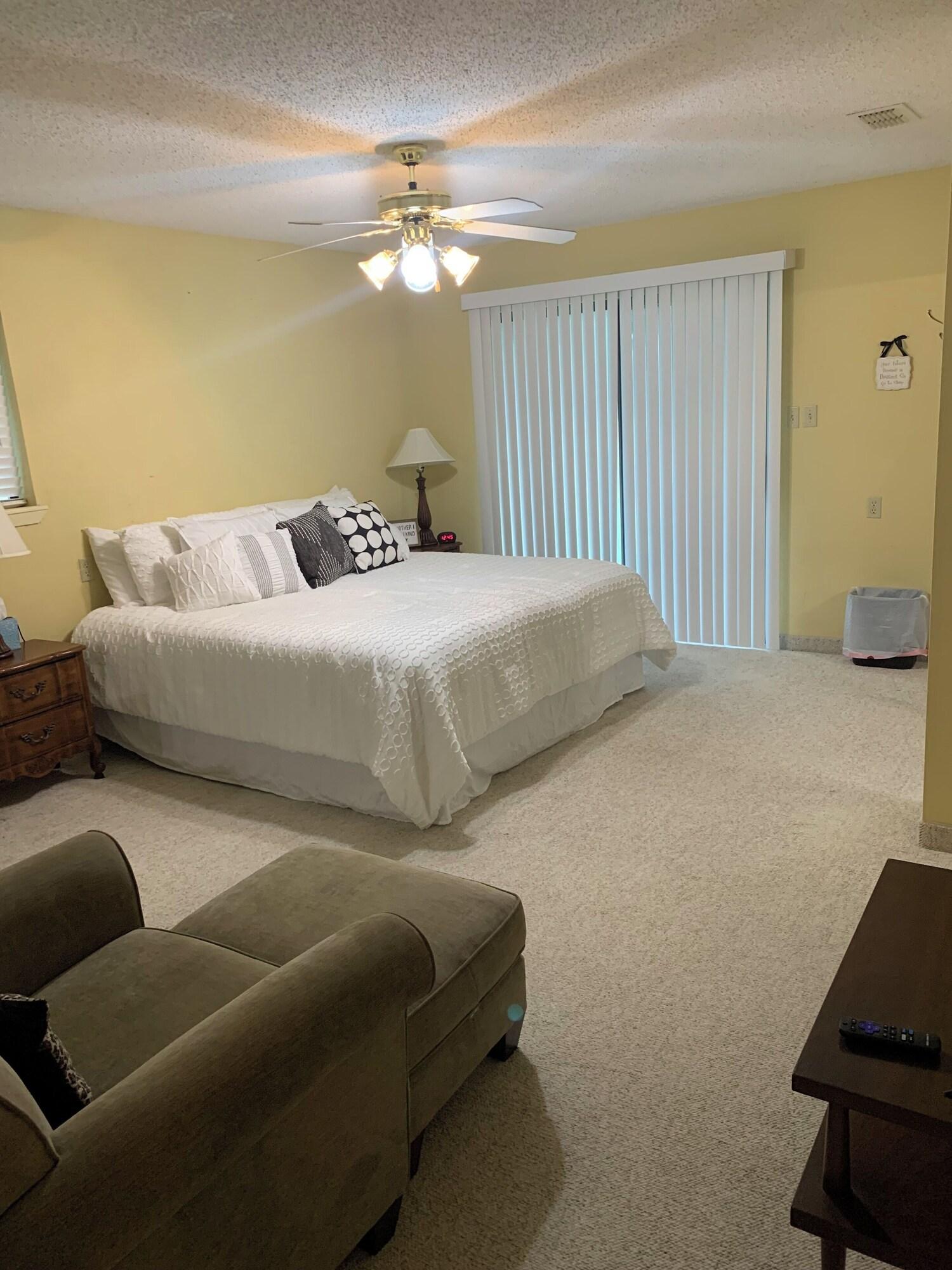 Varios Camelot Village LLC