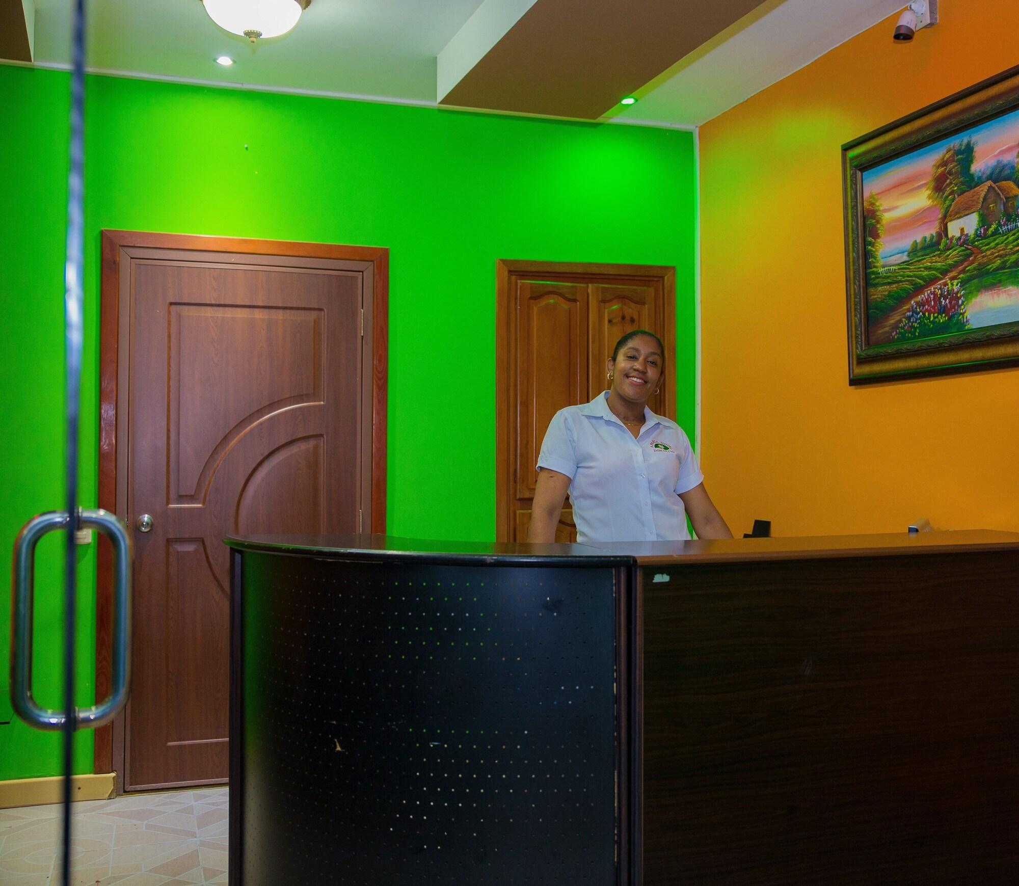 Vista Lobby Aparta Hotel Don Olivo