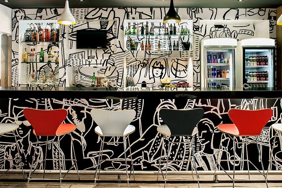 Bar/Salón IBIS MACAÉ