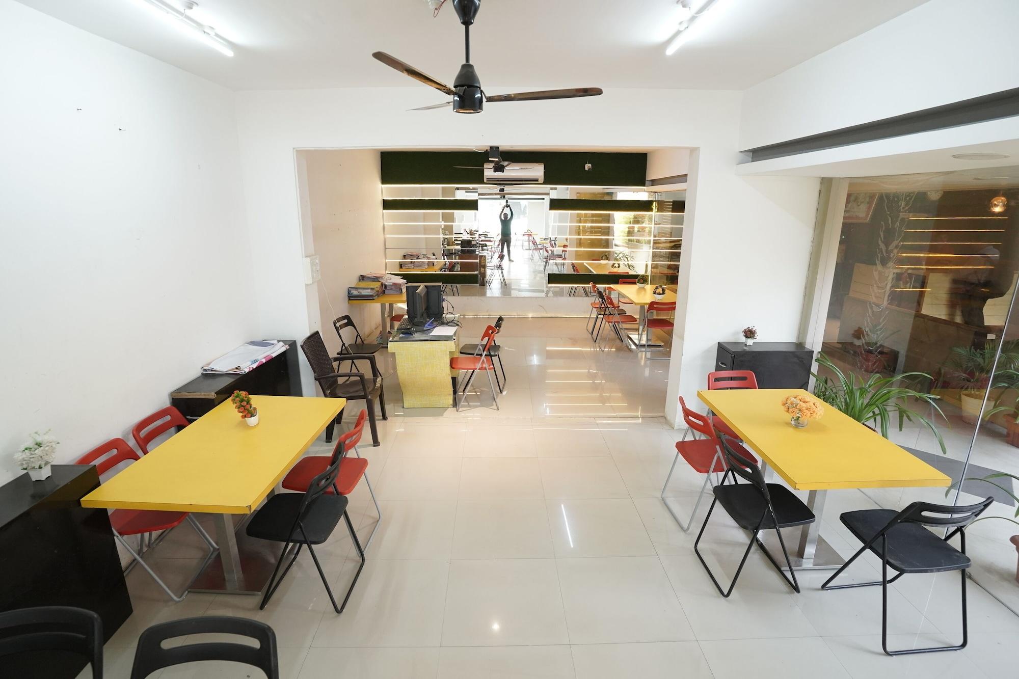 Restaurant Hotel Grand Maratha