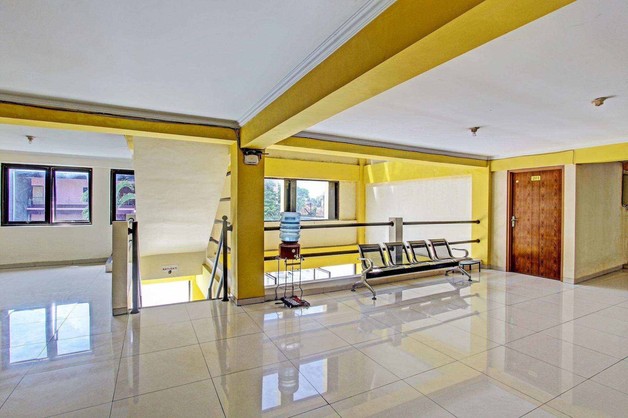 Vista Lobby SPOT ON 91398 Homestay Tentrem 1