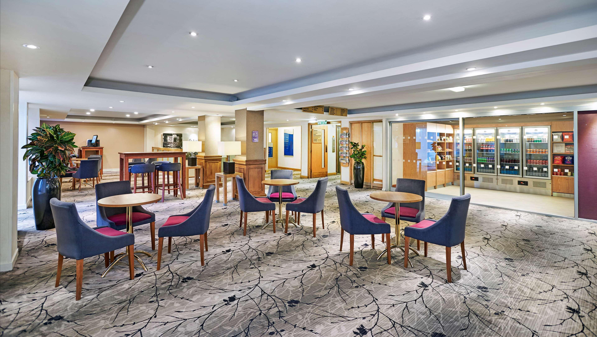 Vista Lobby Hilton London Watford