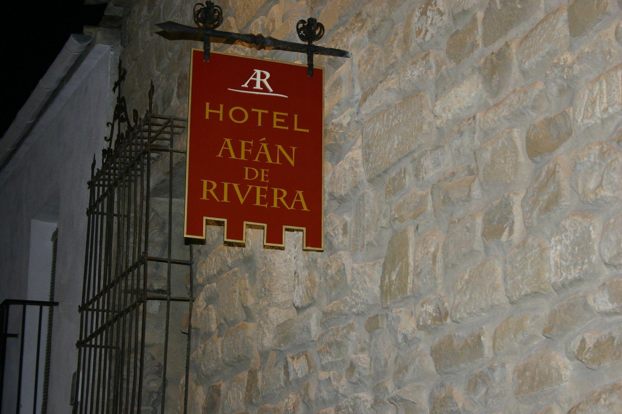 Vista Exterior Hotel Afan de Rivera
