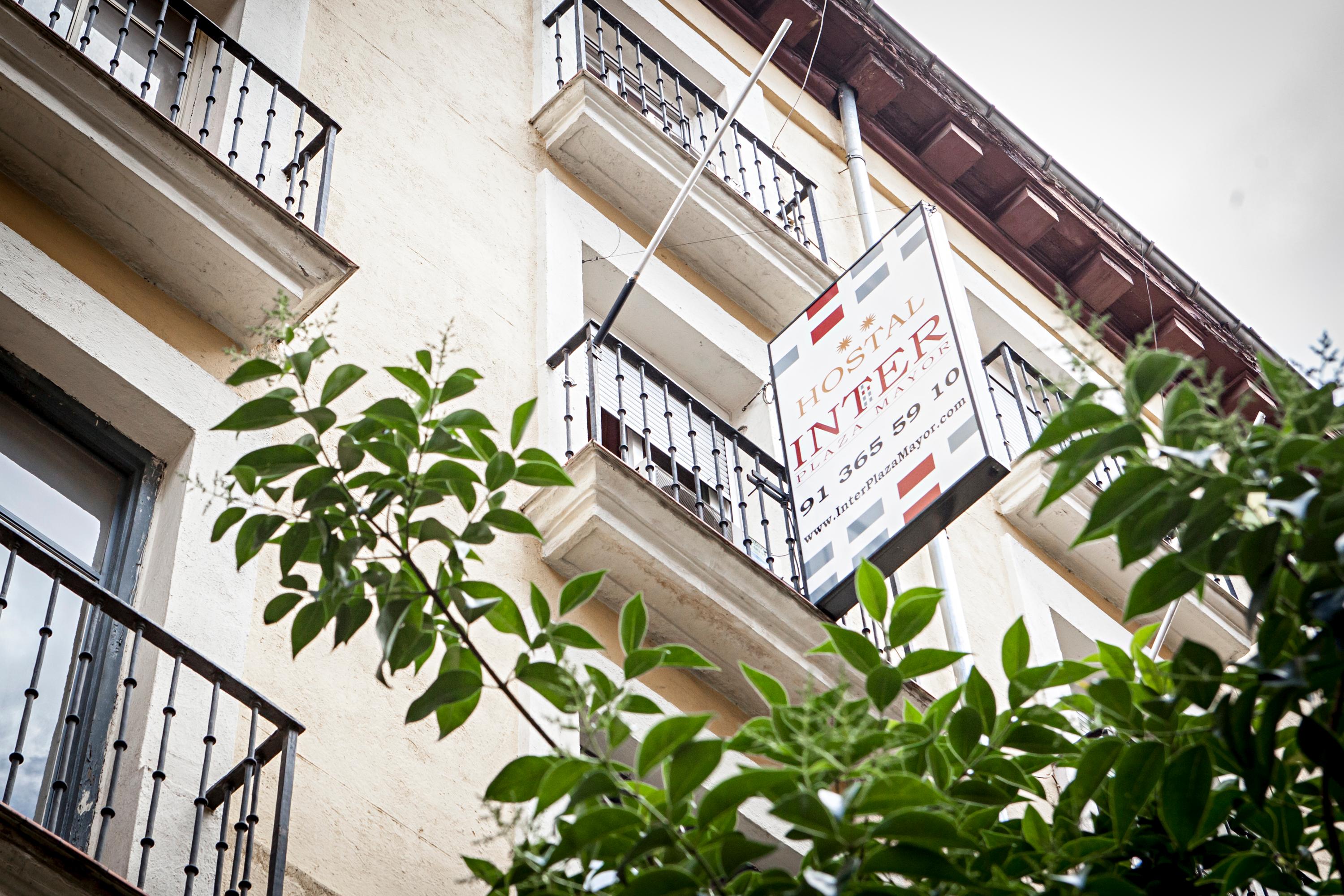 Vista Exterior INTER Plaza Mayor - Auto Check-in