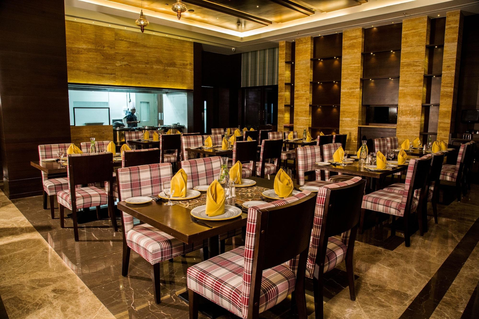 Restaurant Sheraton Grand Palace Indore