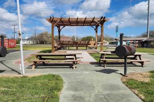 Alojamiento - Gulfway Motel By OYO Near Airport I 37