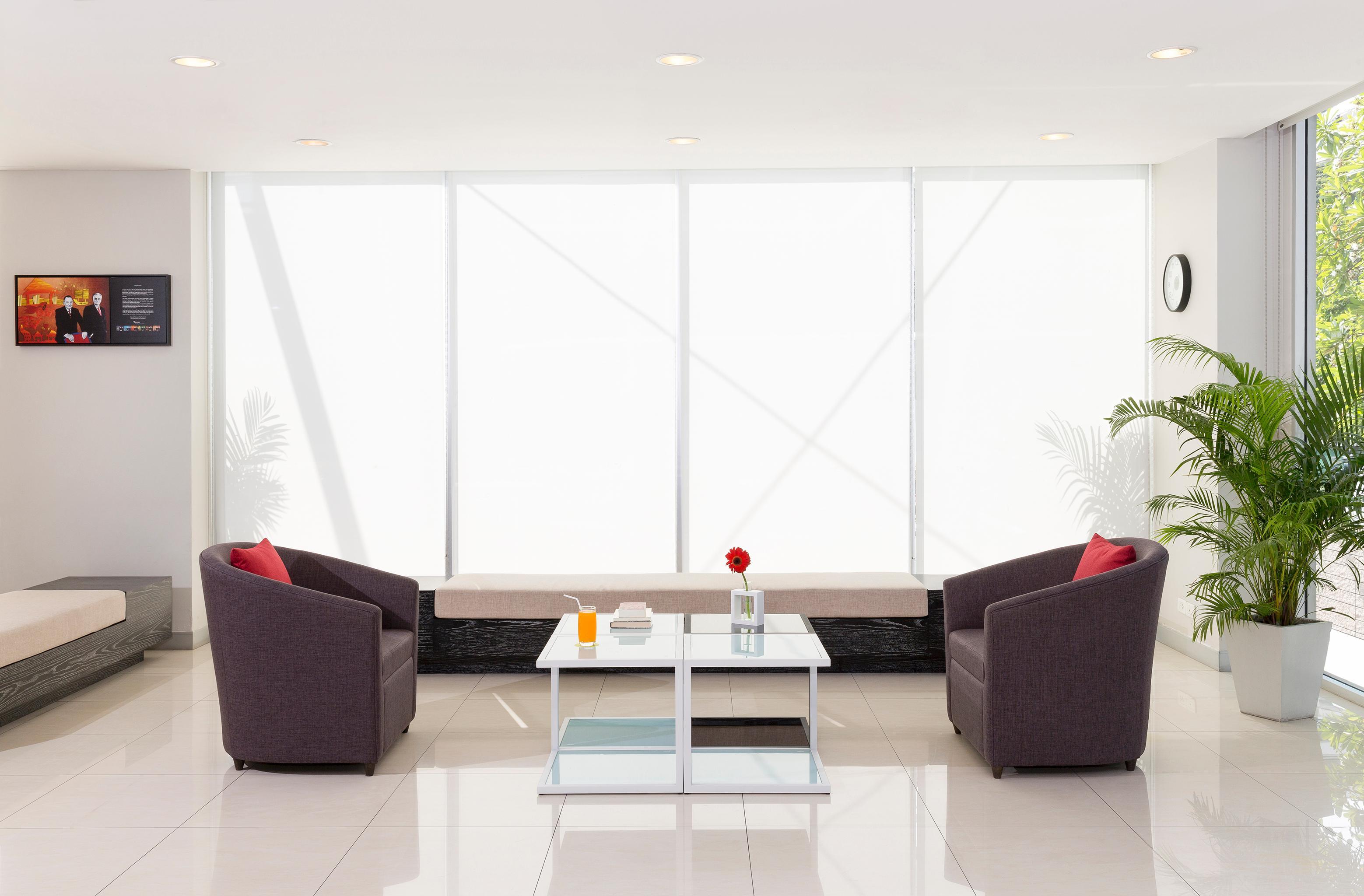 Vista Lobby ibis Bangkok Sathorn