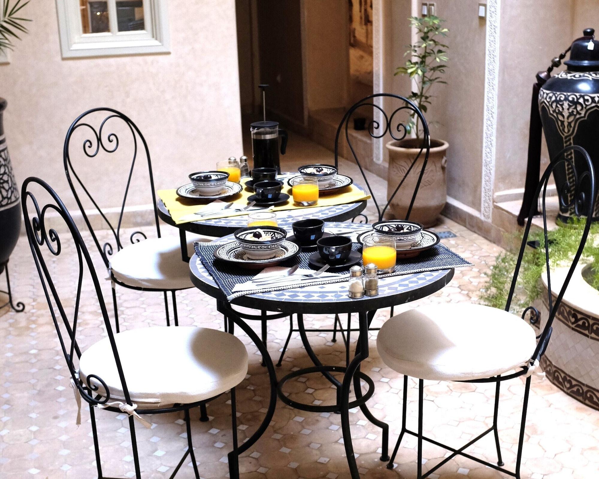 Restaurant Riad Tazzori