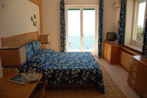 Alquiler Vacacional - Gorgeous villa on the Faraglioni 3 rooms 6 places + extra suite 2 places