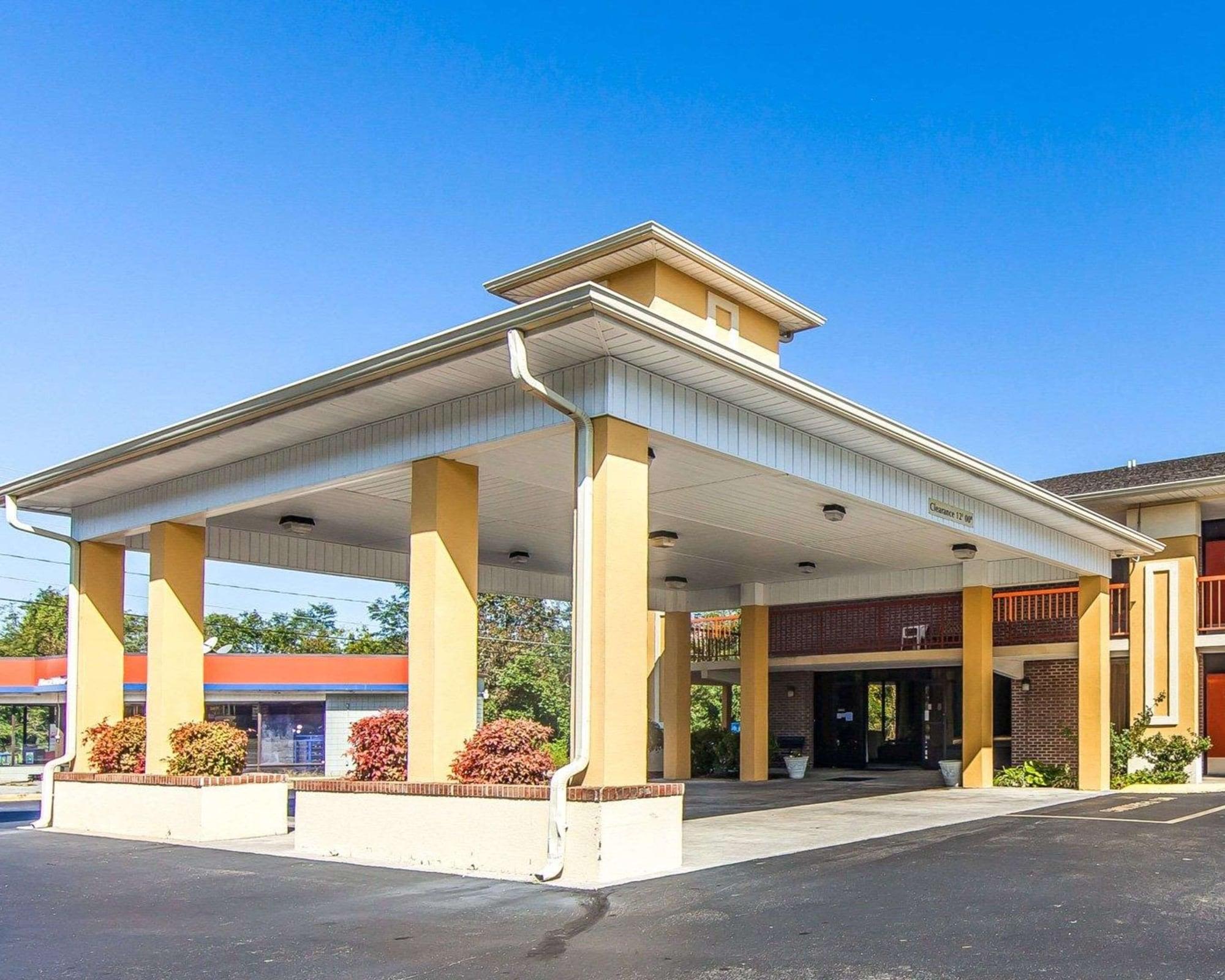 Vista Exterior Quality Inn West