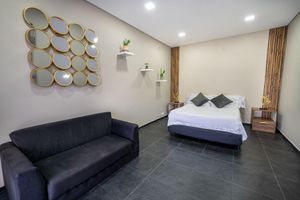 Alquiler Vacacional - 6BD with Balcony Jacuzzi Next to LLERAS