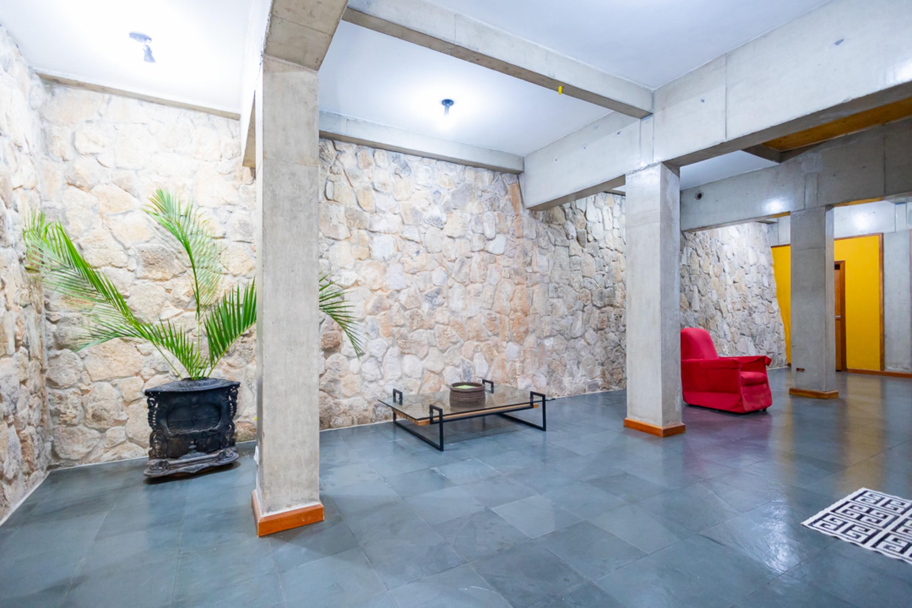 Vista Lobby Putini Pousada e Hotel by OYO