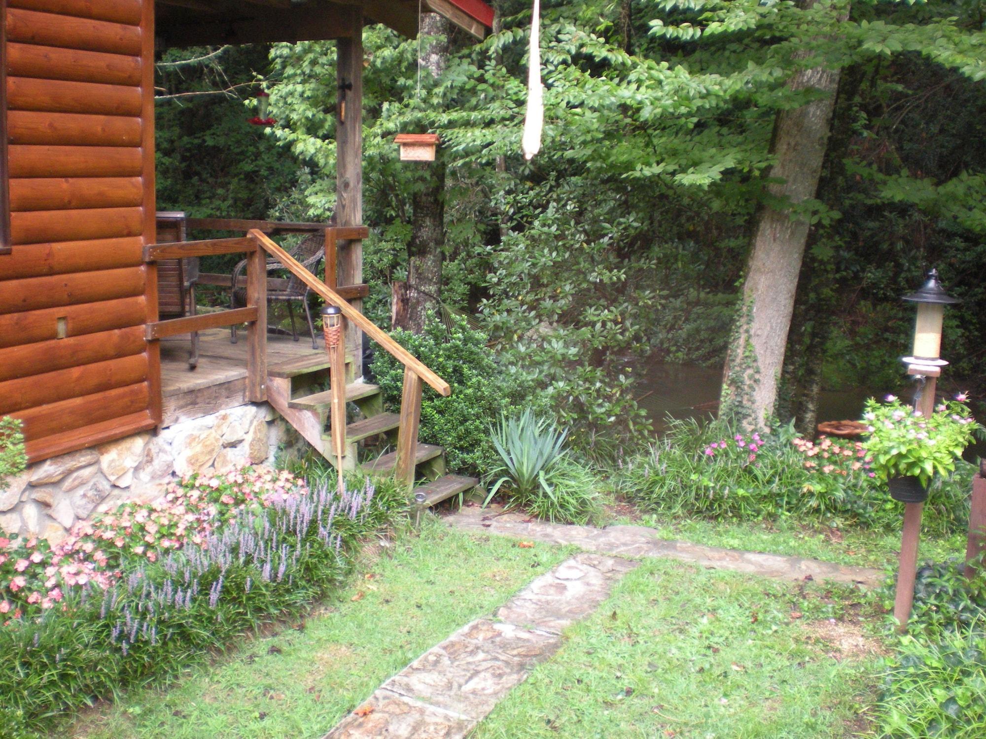 Vista Exterior Buffalo Creek Bed & Breakfast