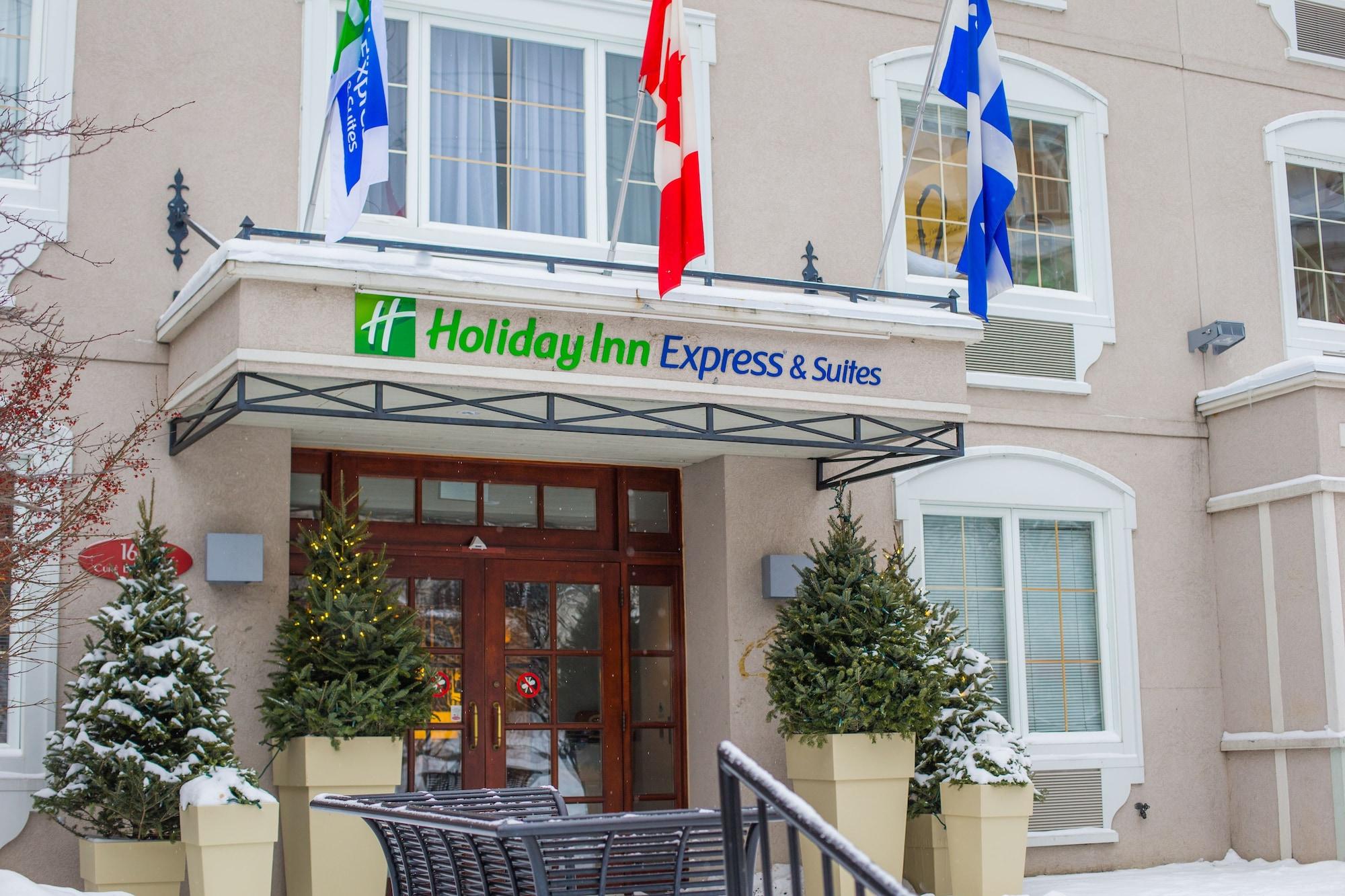 Vista Exterior Holiday Inn Express and Suites Tremblant by IHG