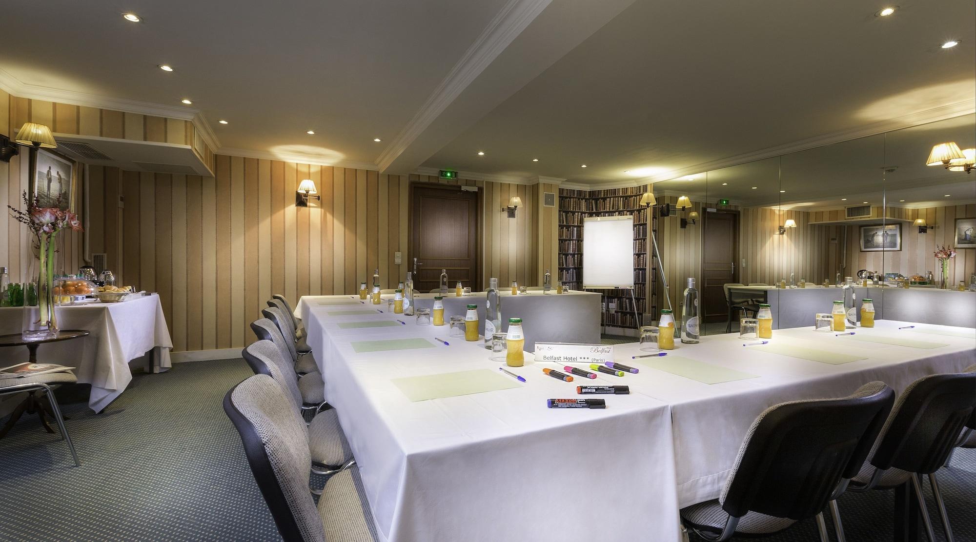 Sala de Reuniones Hotel Belfast