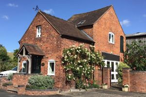 Alquiler Vacacional - Just south of Shrewsbury. Sleeps 4. Beautiful rural setting - adequate parking.