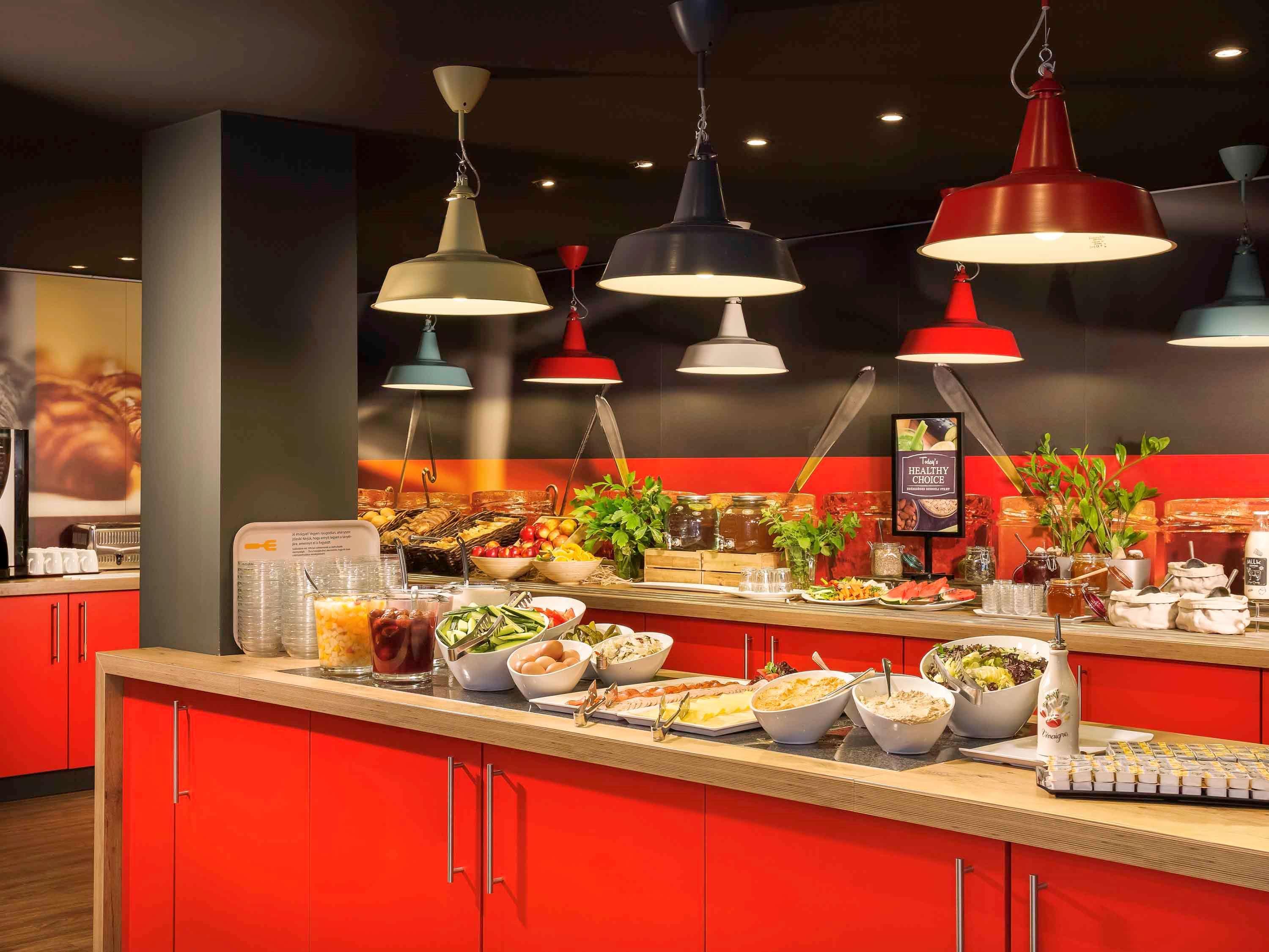 Restaurant ibis Budapest Heroes Square