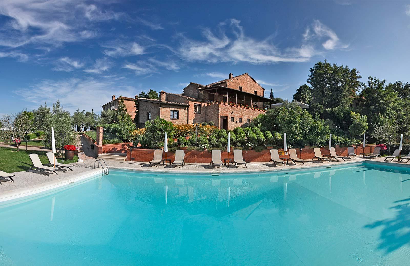 Vista Exterior Borgo Tre Rose
