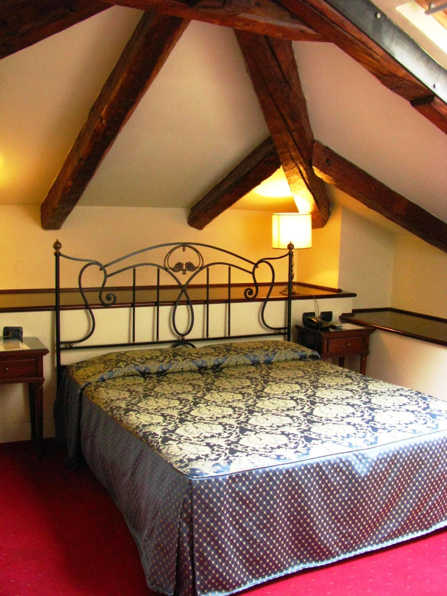 Vista Exterior Hotel Belle Epoque