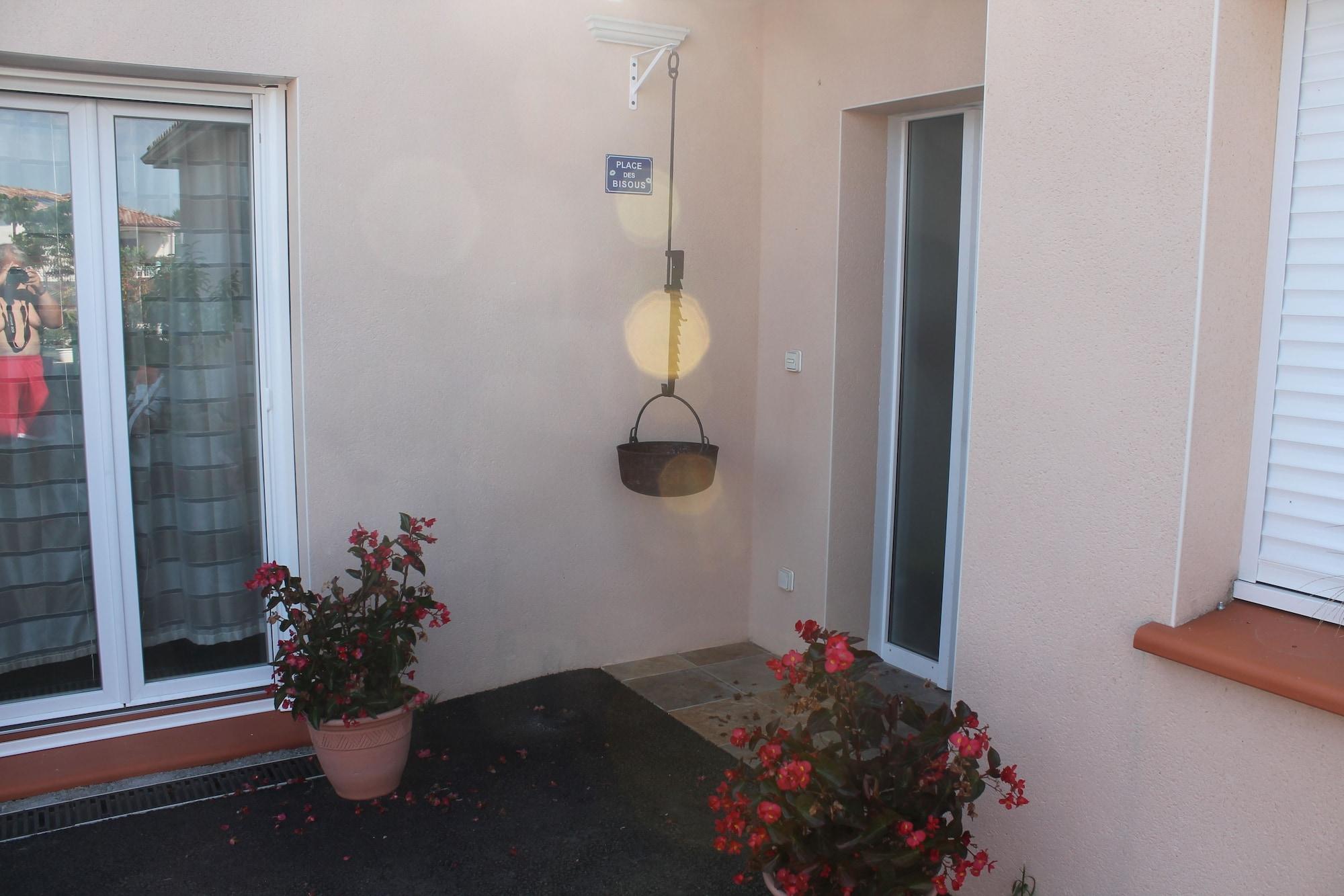 Vista Lobby La Garona