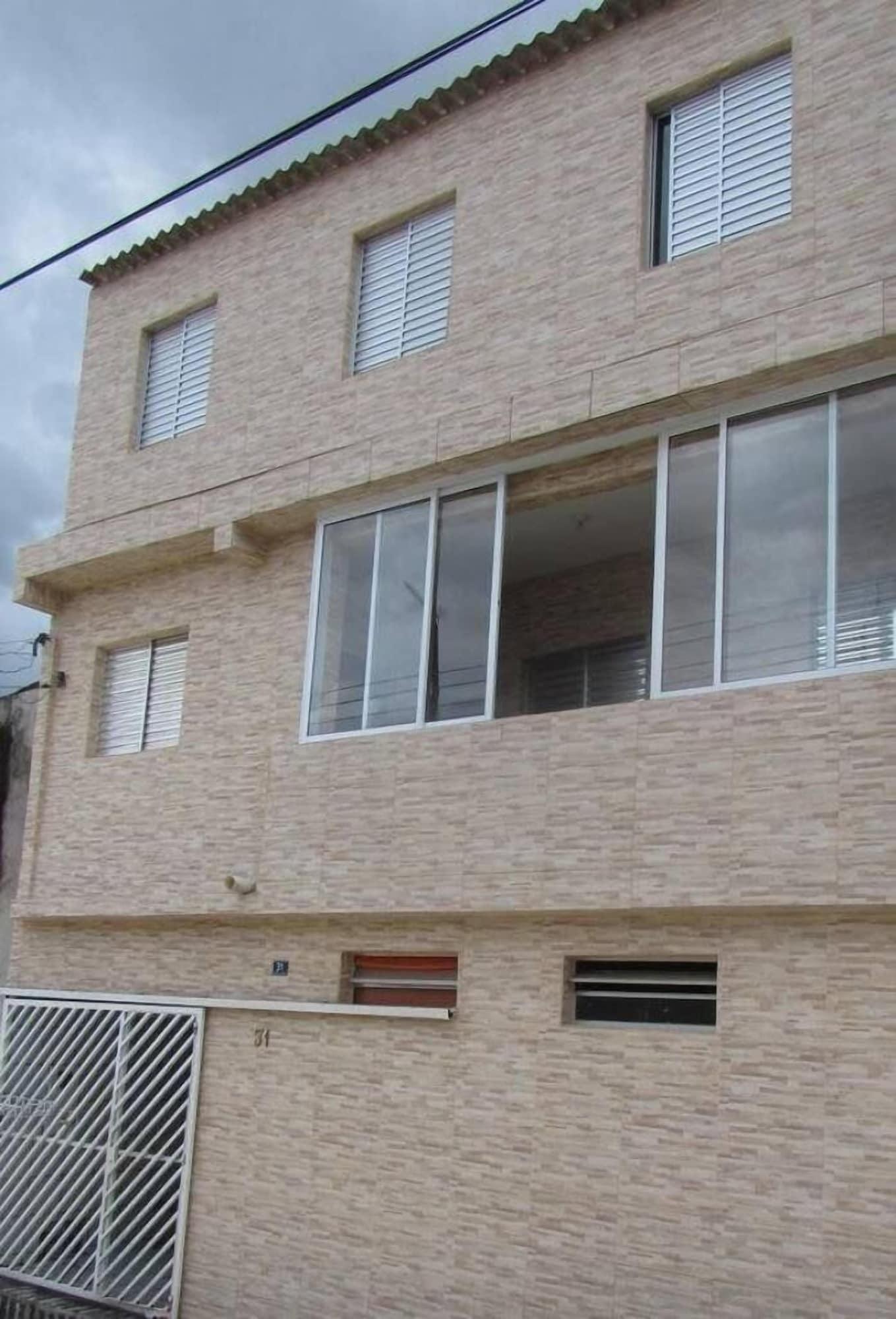 Varios Vitoria Hostel