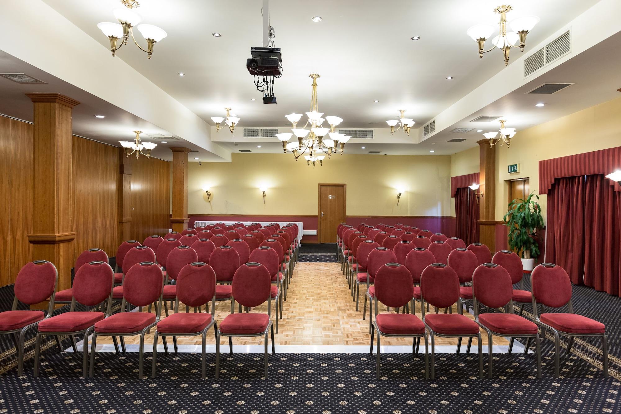 Sala de Reuniones London Wembley International Hotel