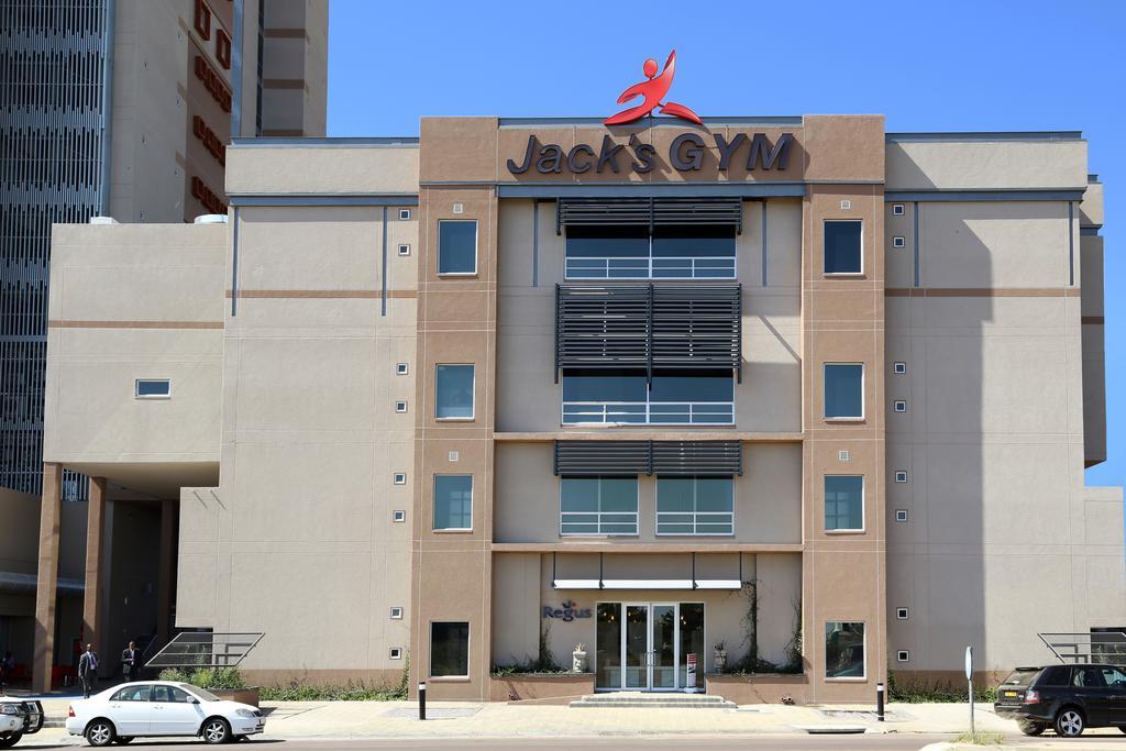 Instalaciones Recreativas Room 50 Two