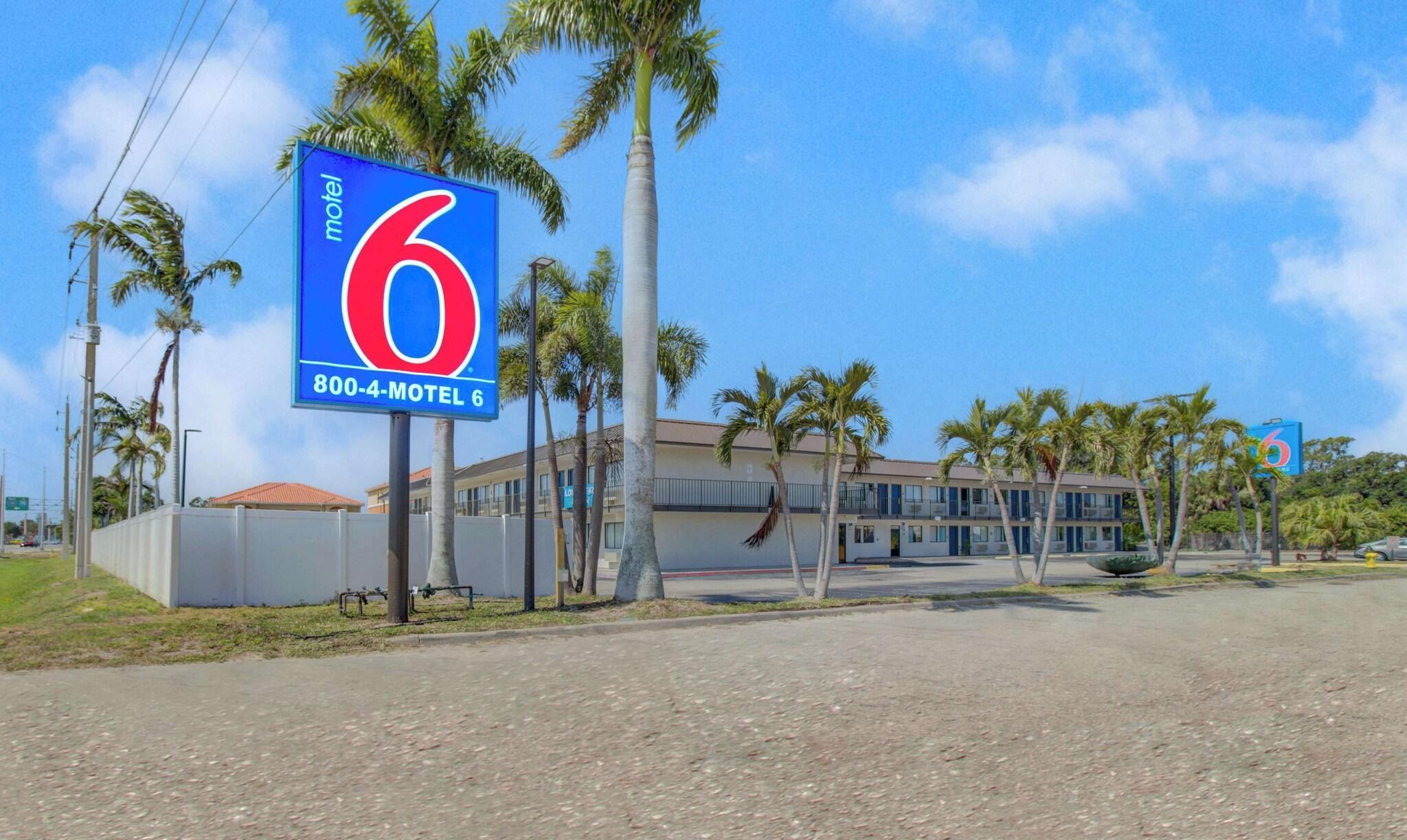 Varios Motel 6 Venice, FL