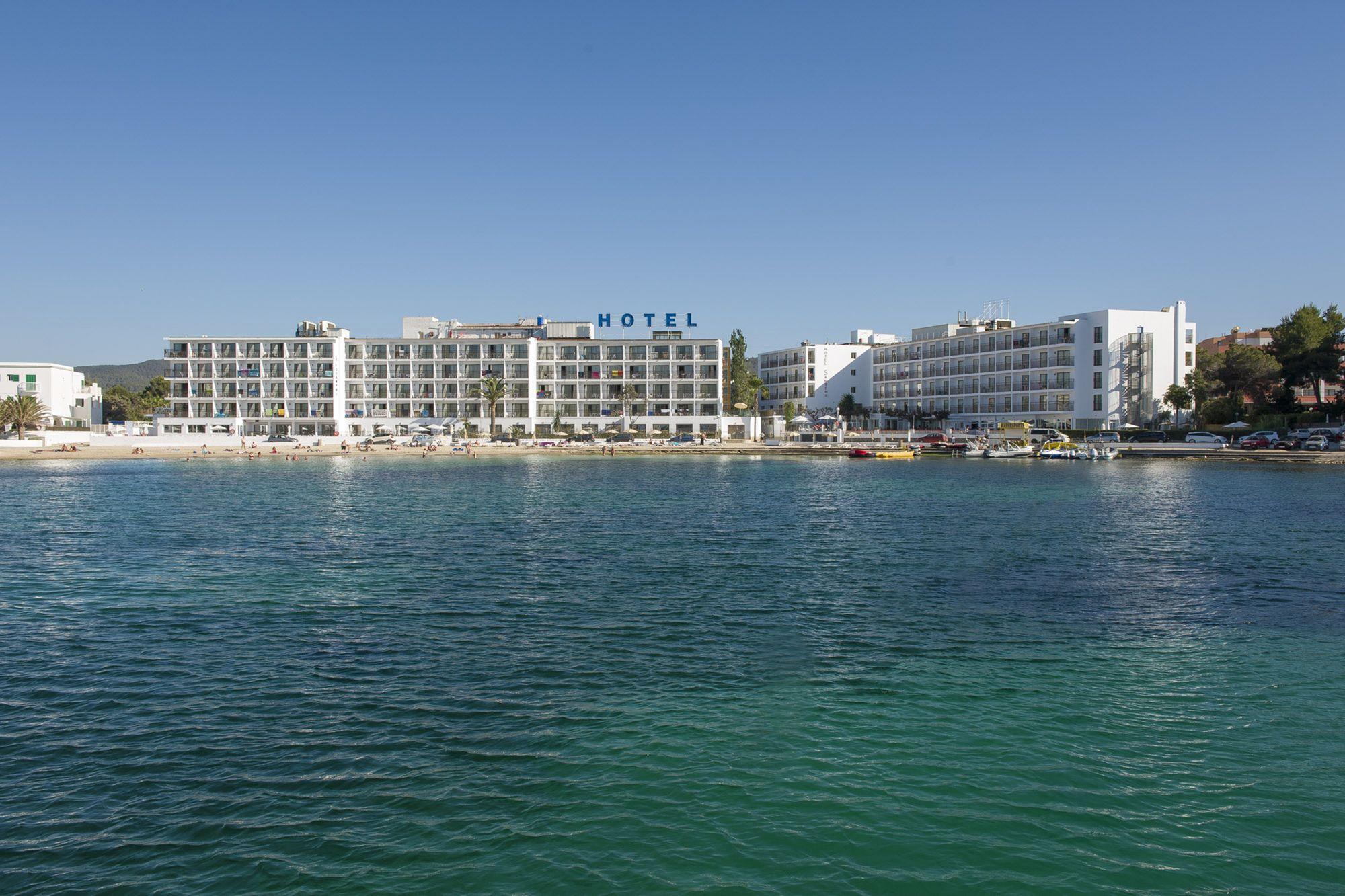 Vista Exterior Hotel Vibra San Remo