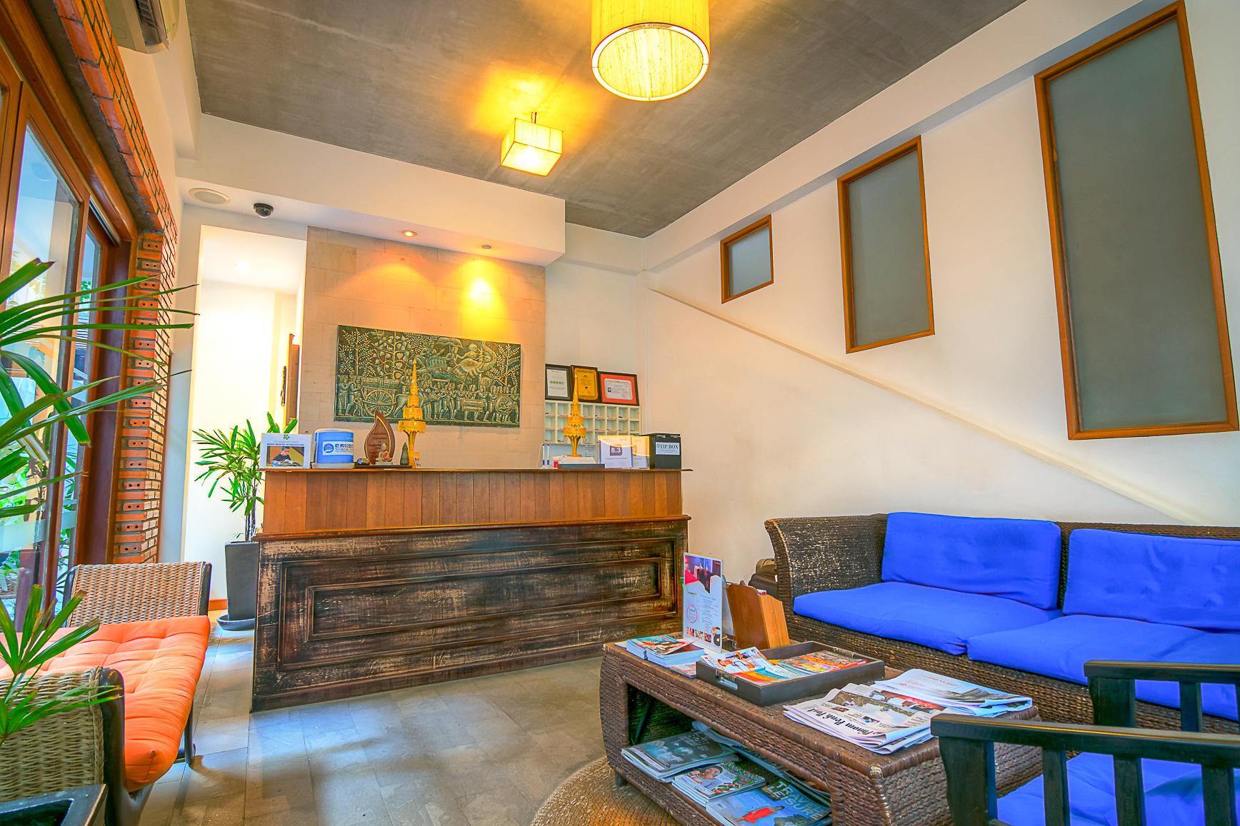 Vista Exterior Saravoan Royal Palace