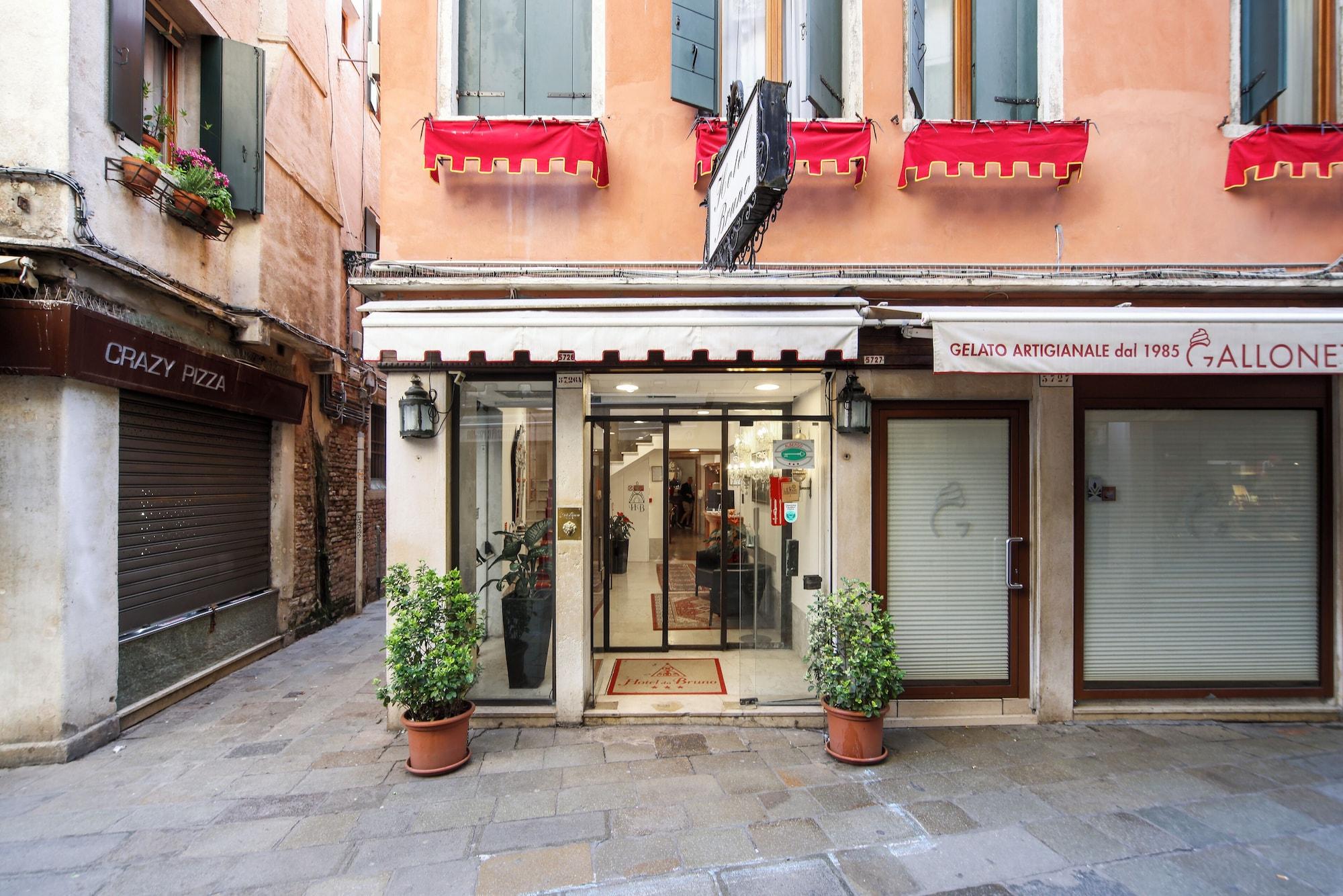 Vista Exterior Hotel Da Bruno