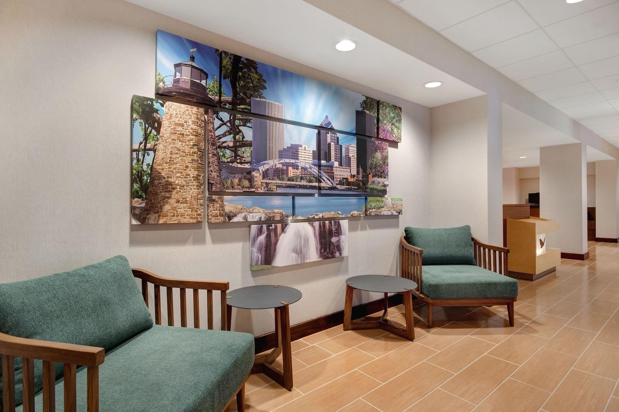 Vista Lobby Fairfield Inn & Suites by Marriott Rochester West/Greece
