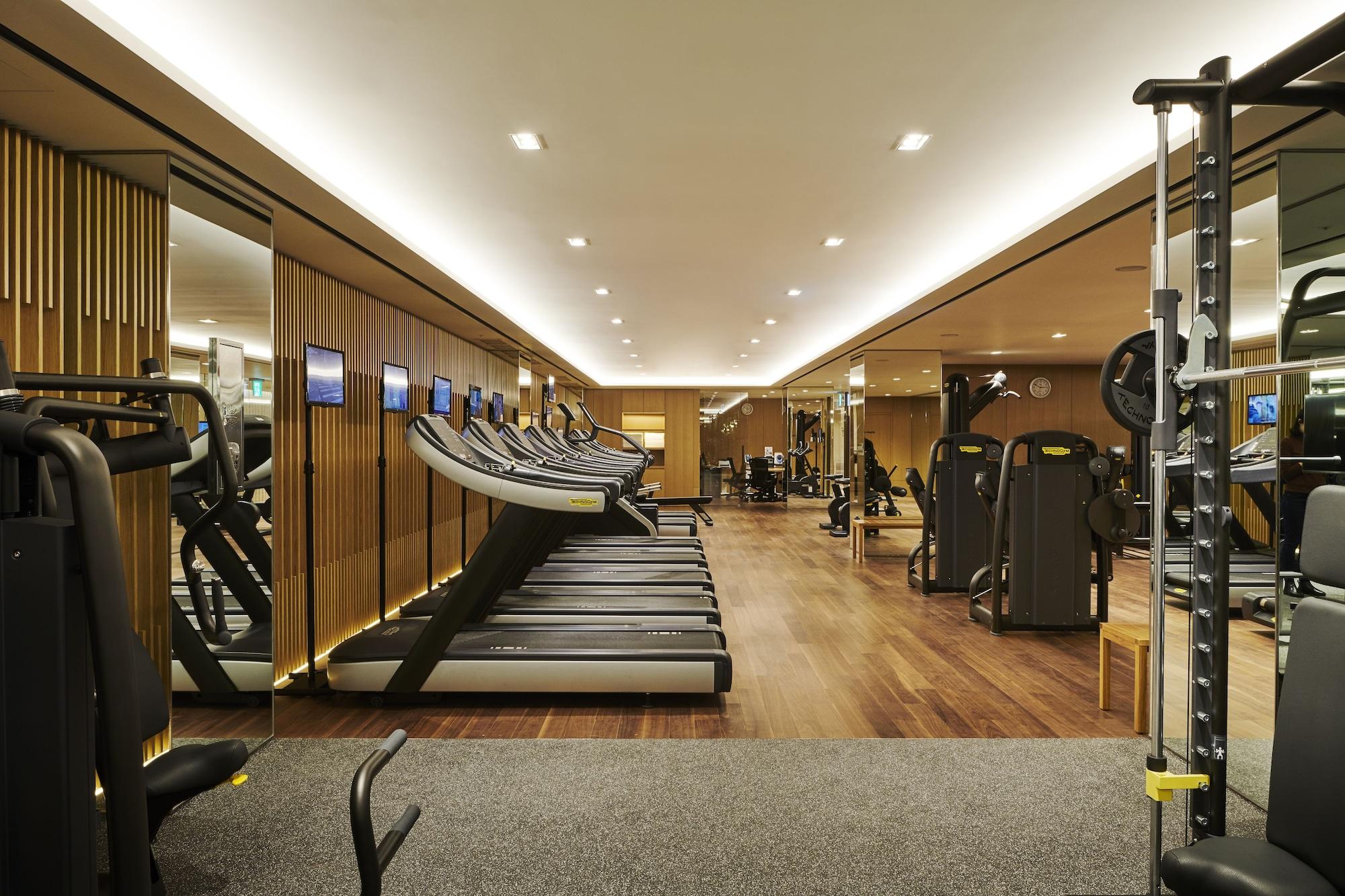 Gimnasio Hotel Hyundai by Lahan Ulsan