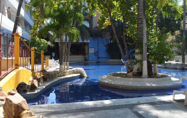 Hotel Delfines Acapulco by NG Hoteles - Hoteles en Zona Dorada de Acapulco